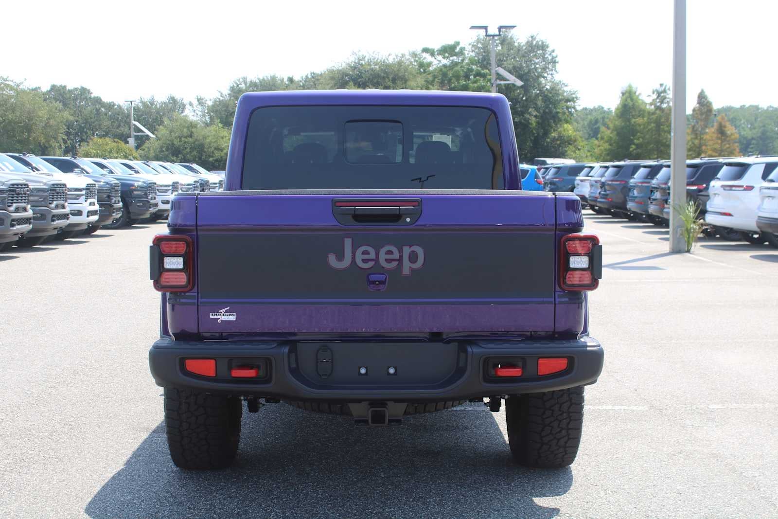 2026 Jeep Gladiator Shadow Ops