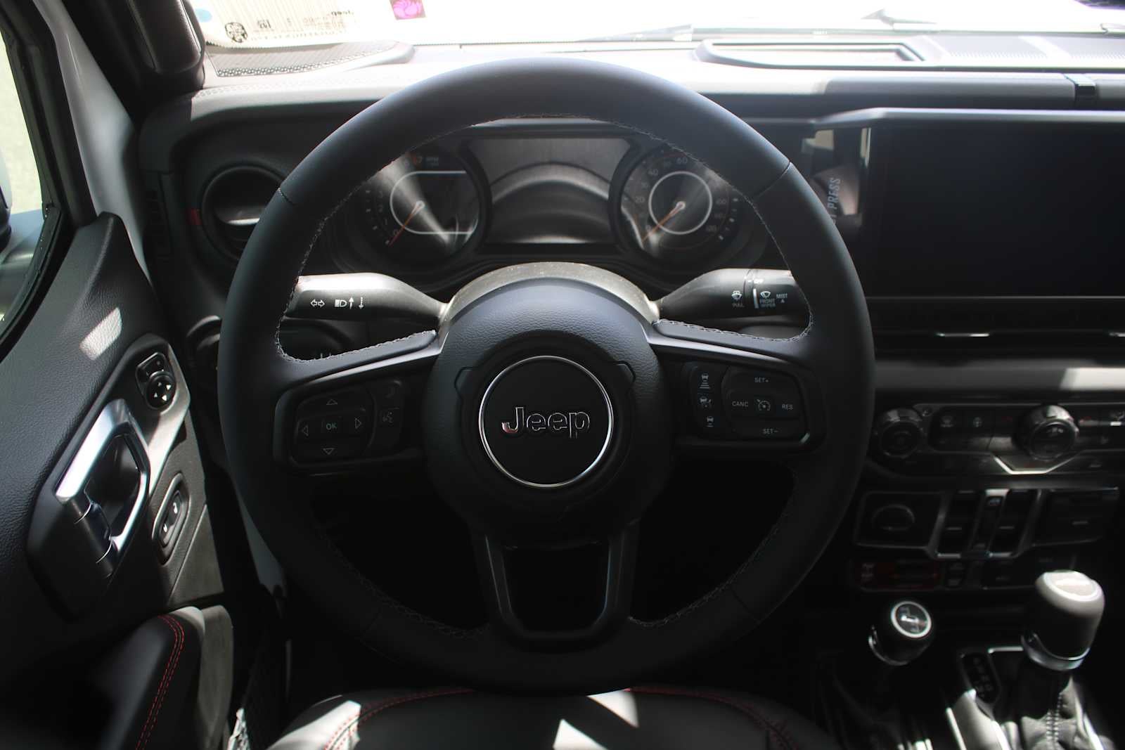 2026 Jeep Gladiator Shadow Ops