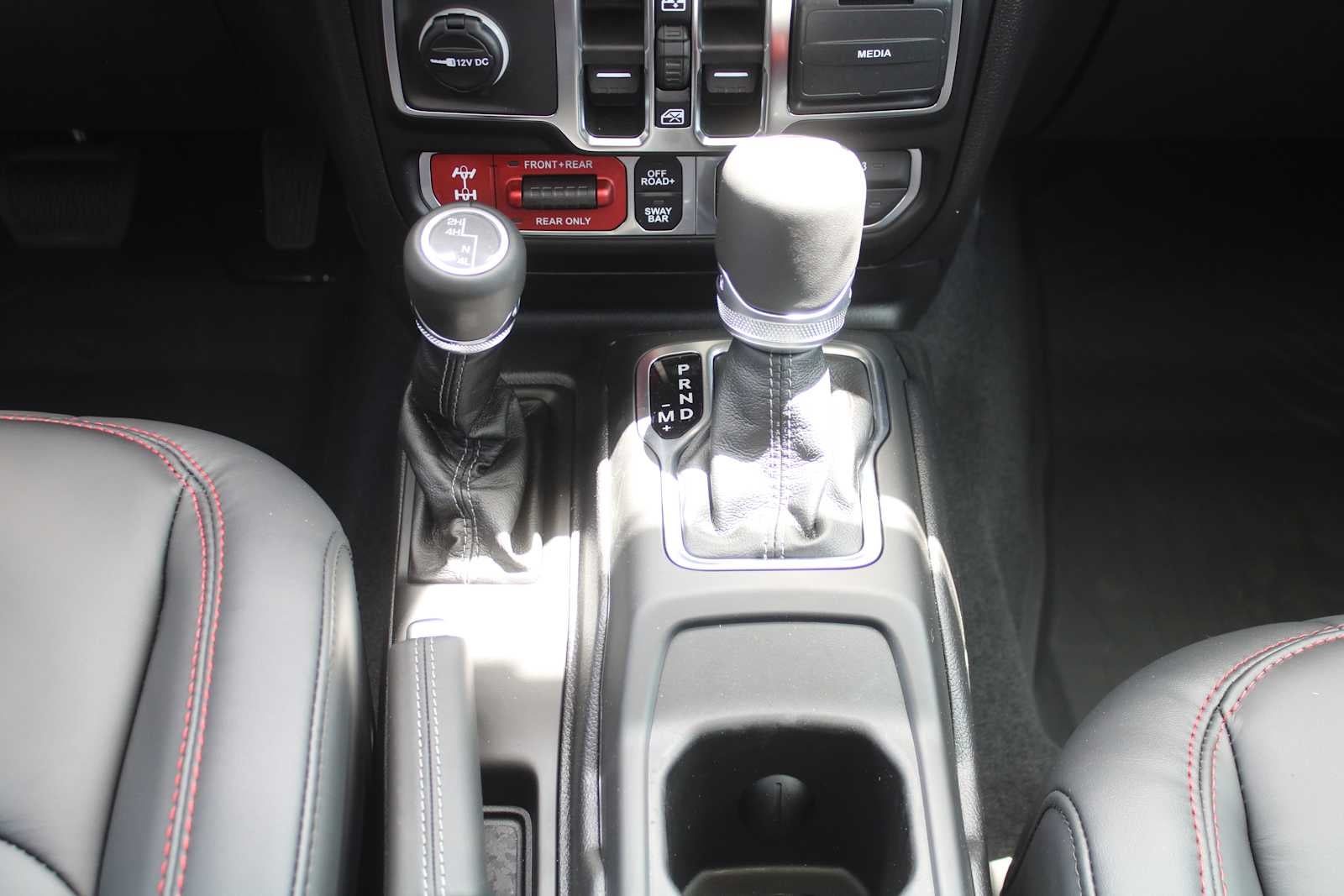 2026 Jeep Gladiator Shadow Ops
