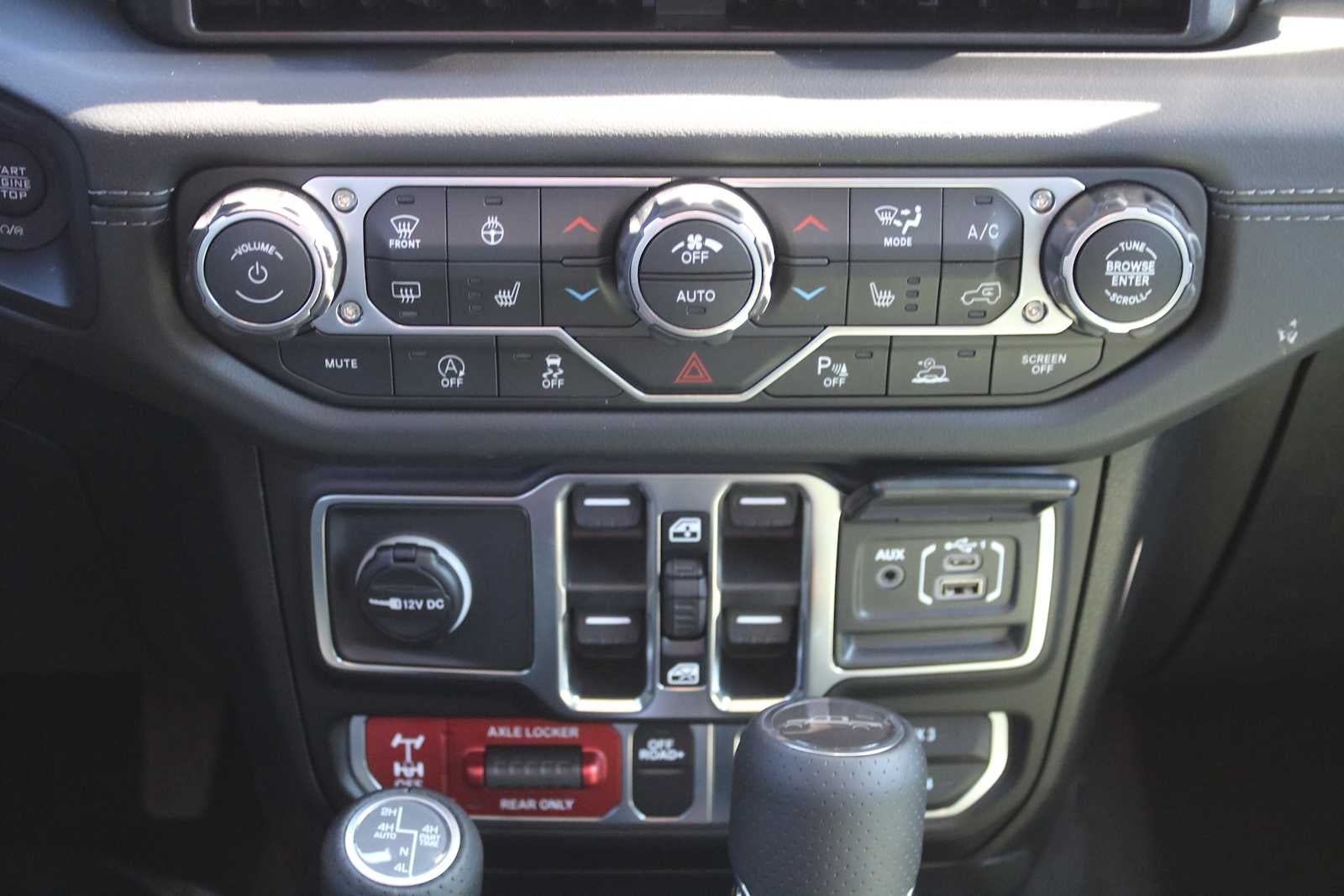 2026 Jeep Gladiator GLADIATOR MOJAVE X 4X4