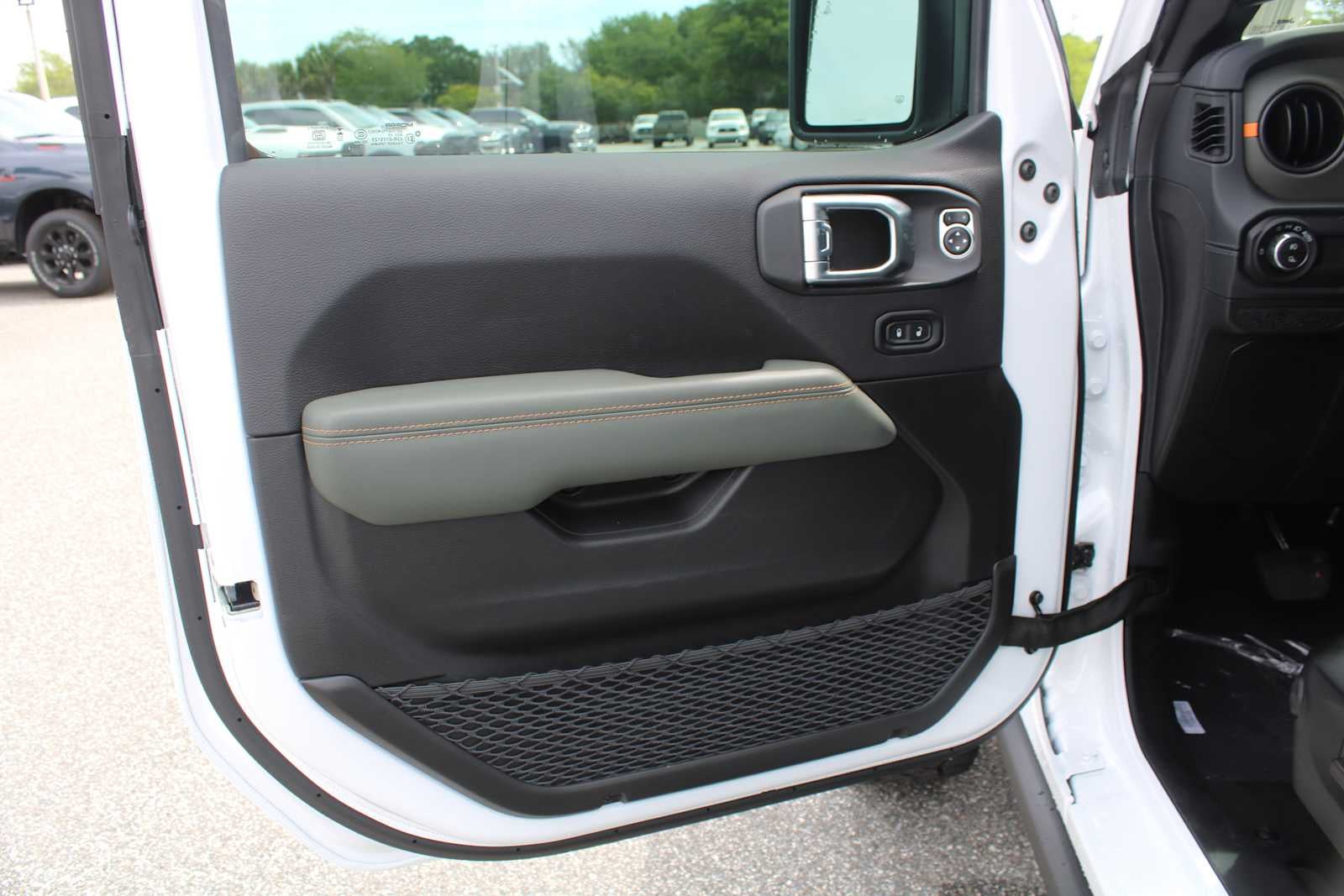 2026 Jeep Gladiator Mojave X