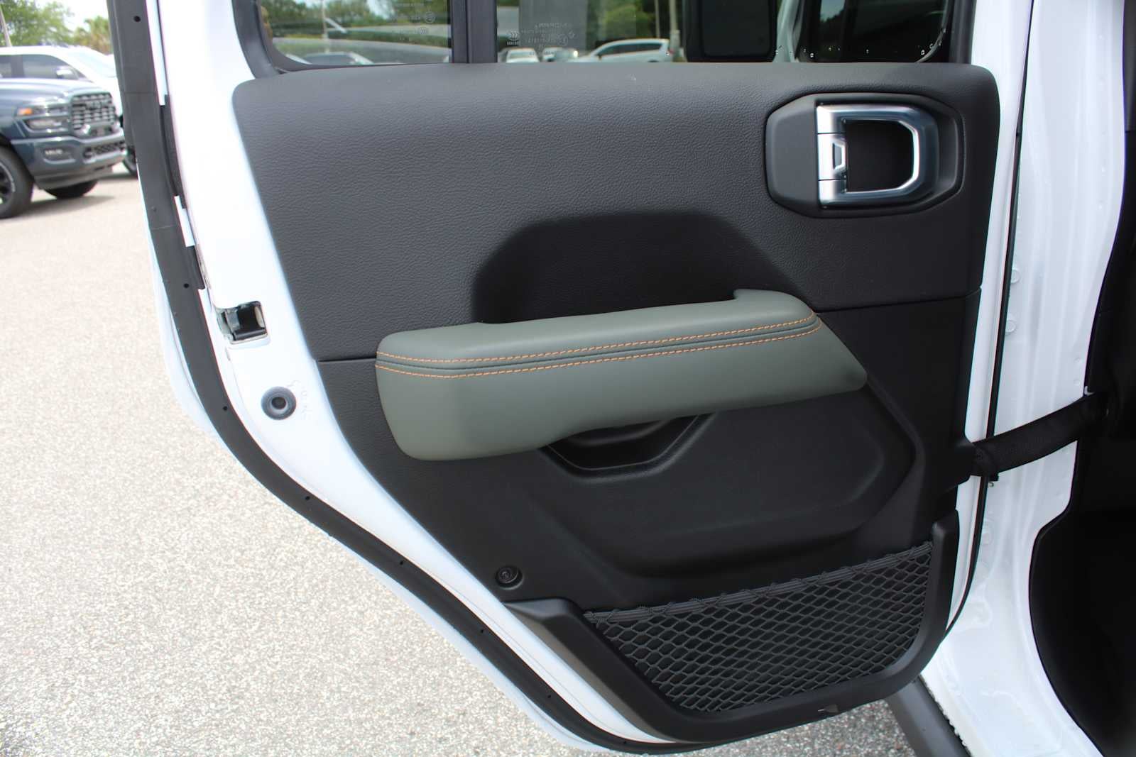 2026 Jeep Gladiator Mojave X