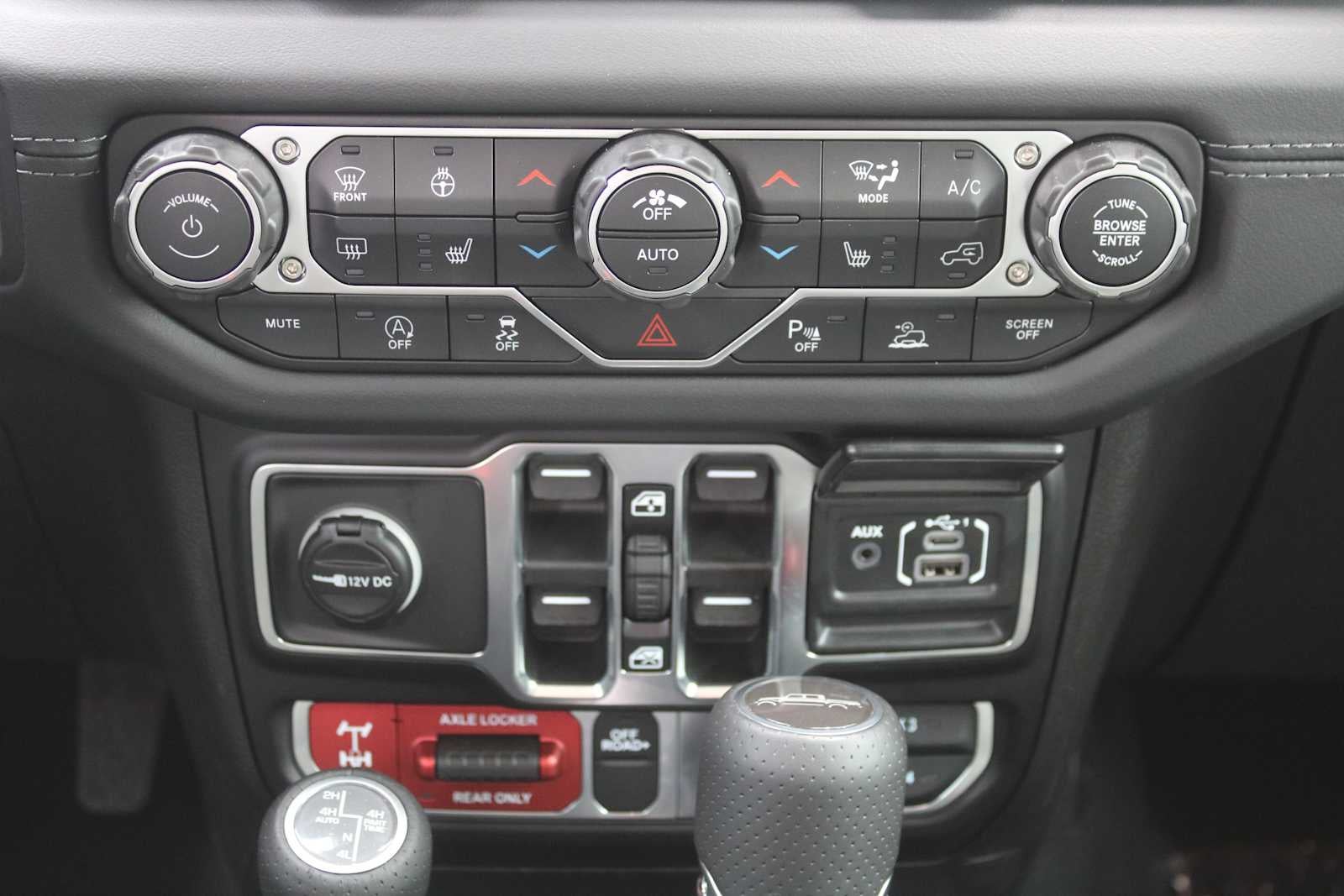 2026 Jeep Gladiator Mojave X