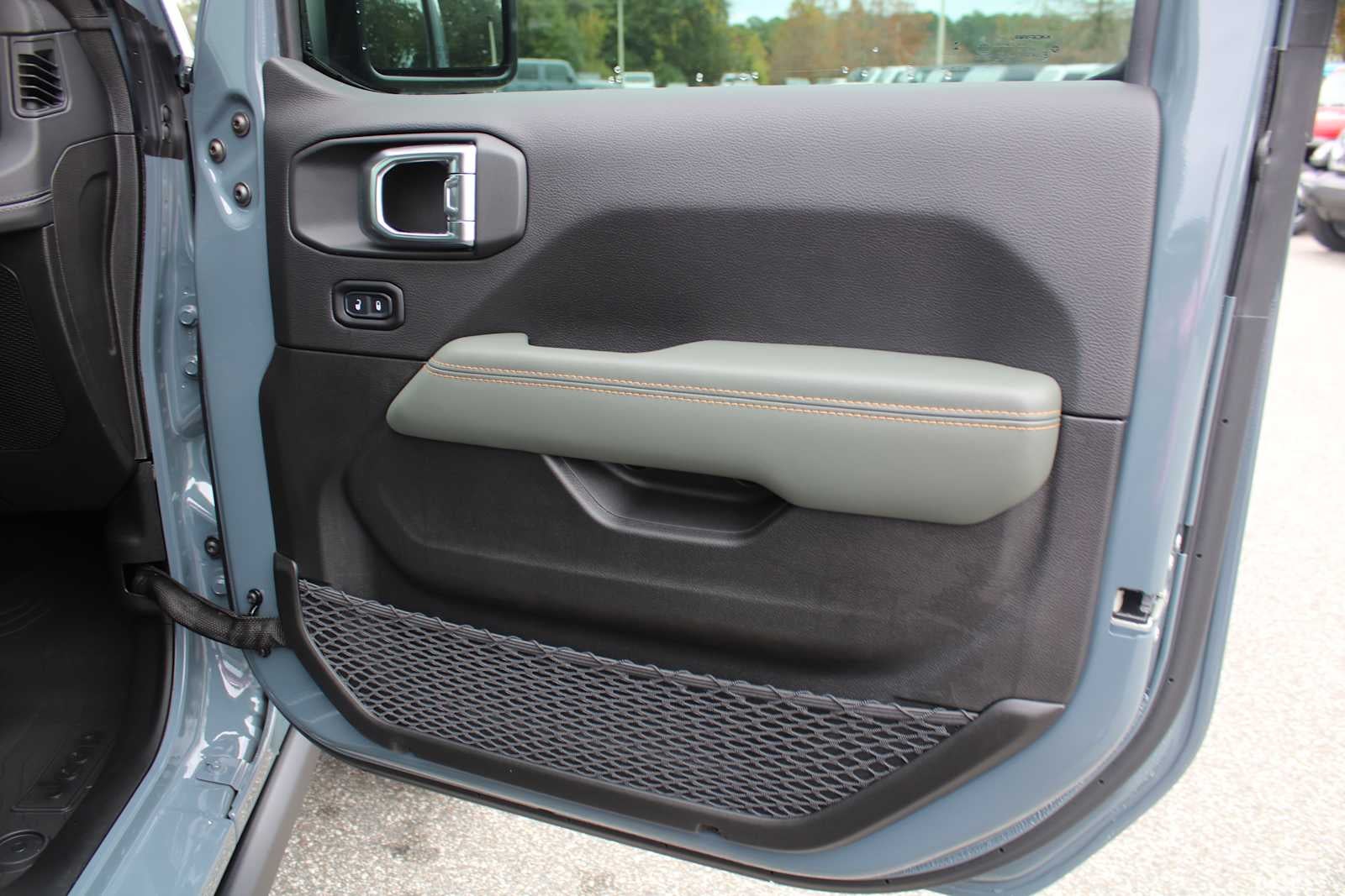 2025 Jeep Gladiator GLADIATOR MOJAVE 4X4