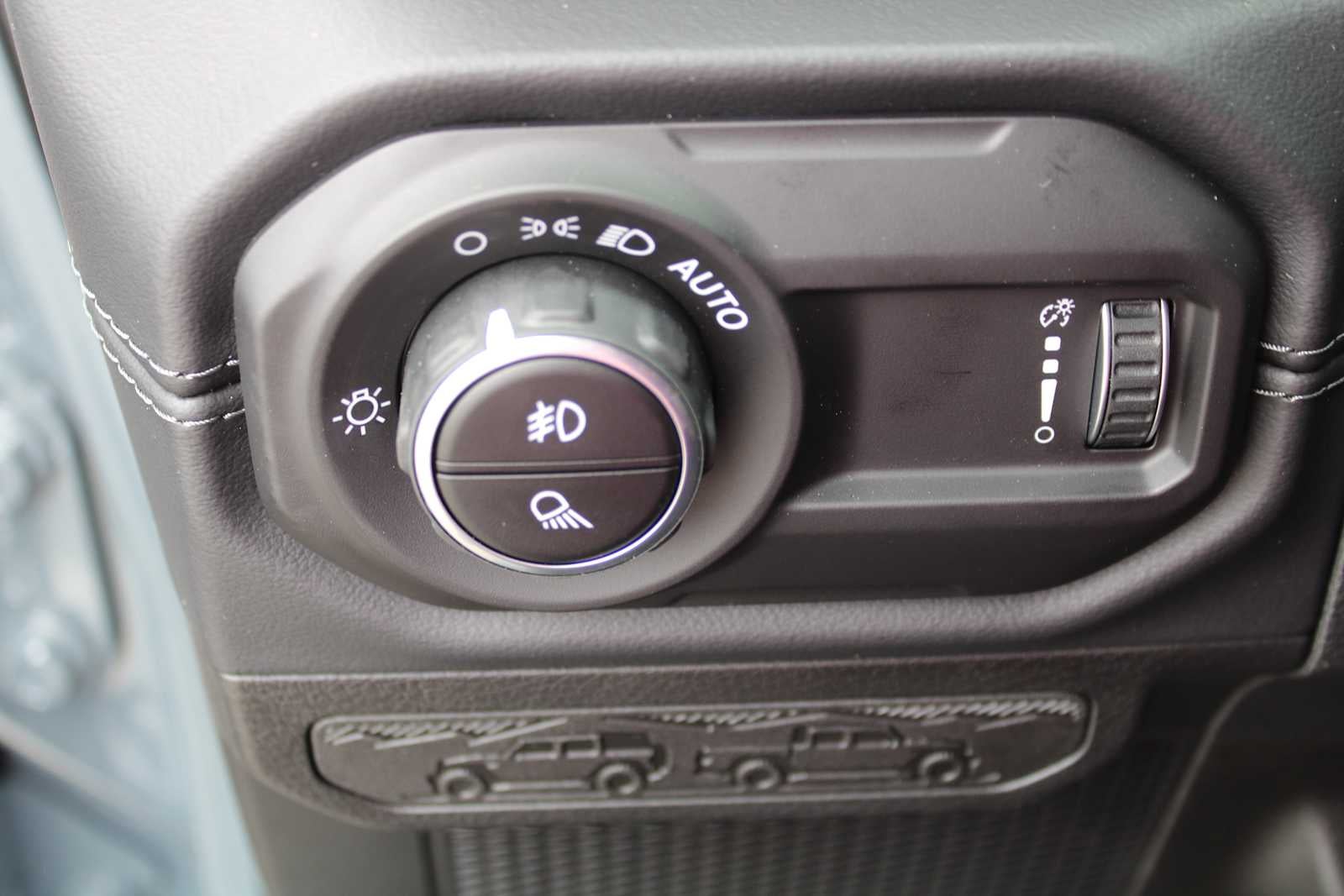 2025 Jeep Gladiator GLADIATOR MOJAVE 4X4