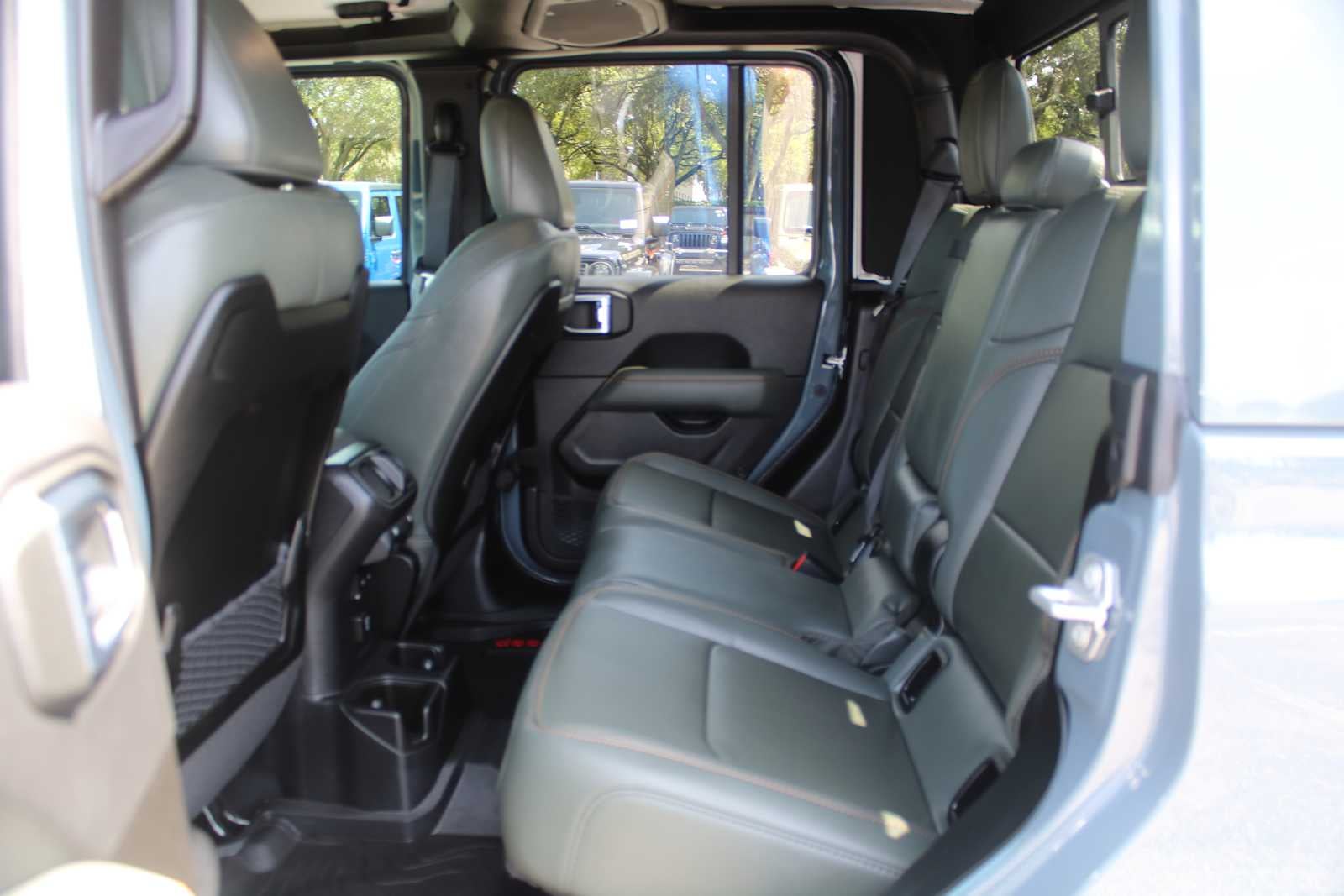 2025 Jeep Gladiator Mojave X