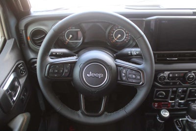 2025 Jeep Gladiator Mojave X