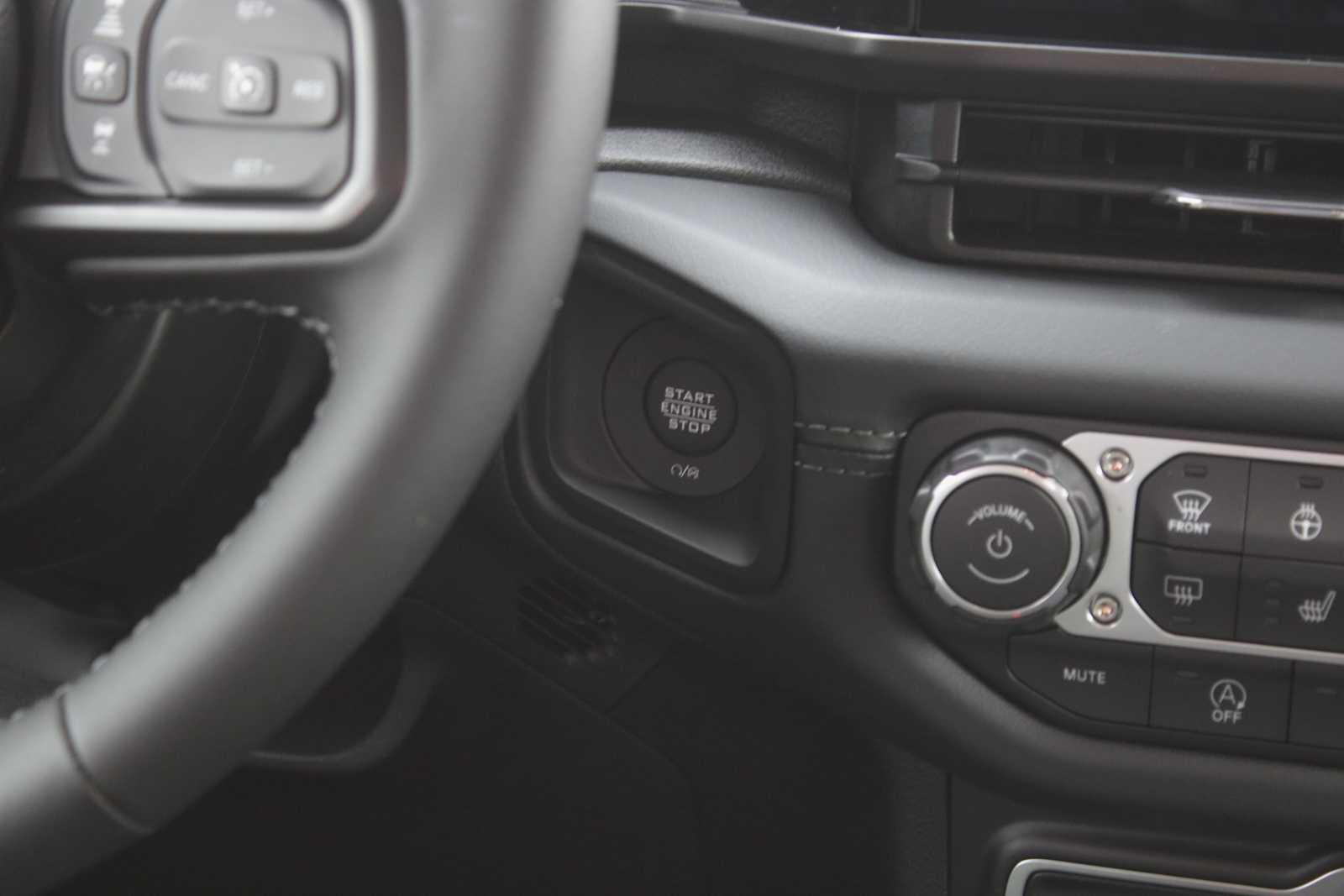 2026 Jeep Gladiator GLADIATOR MOJAVE X 4X4