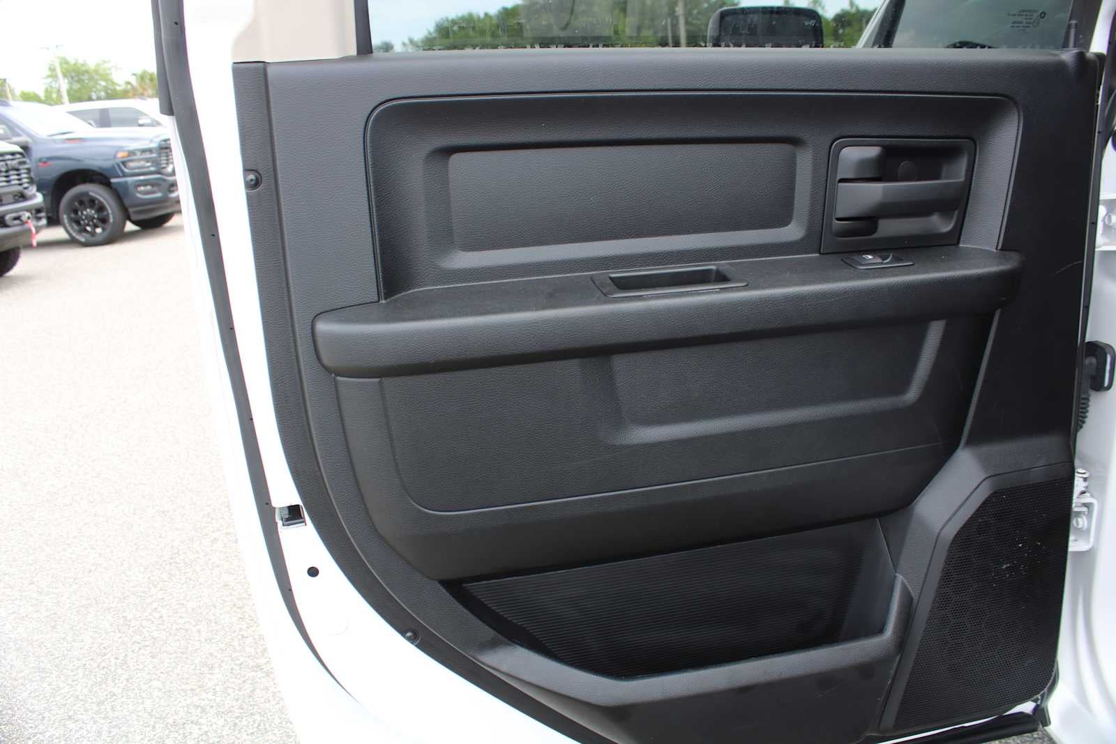 2024 RAM 1500 Classic Tradesman