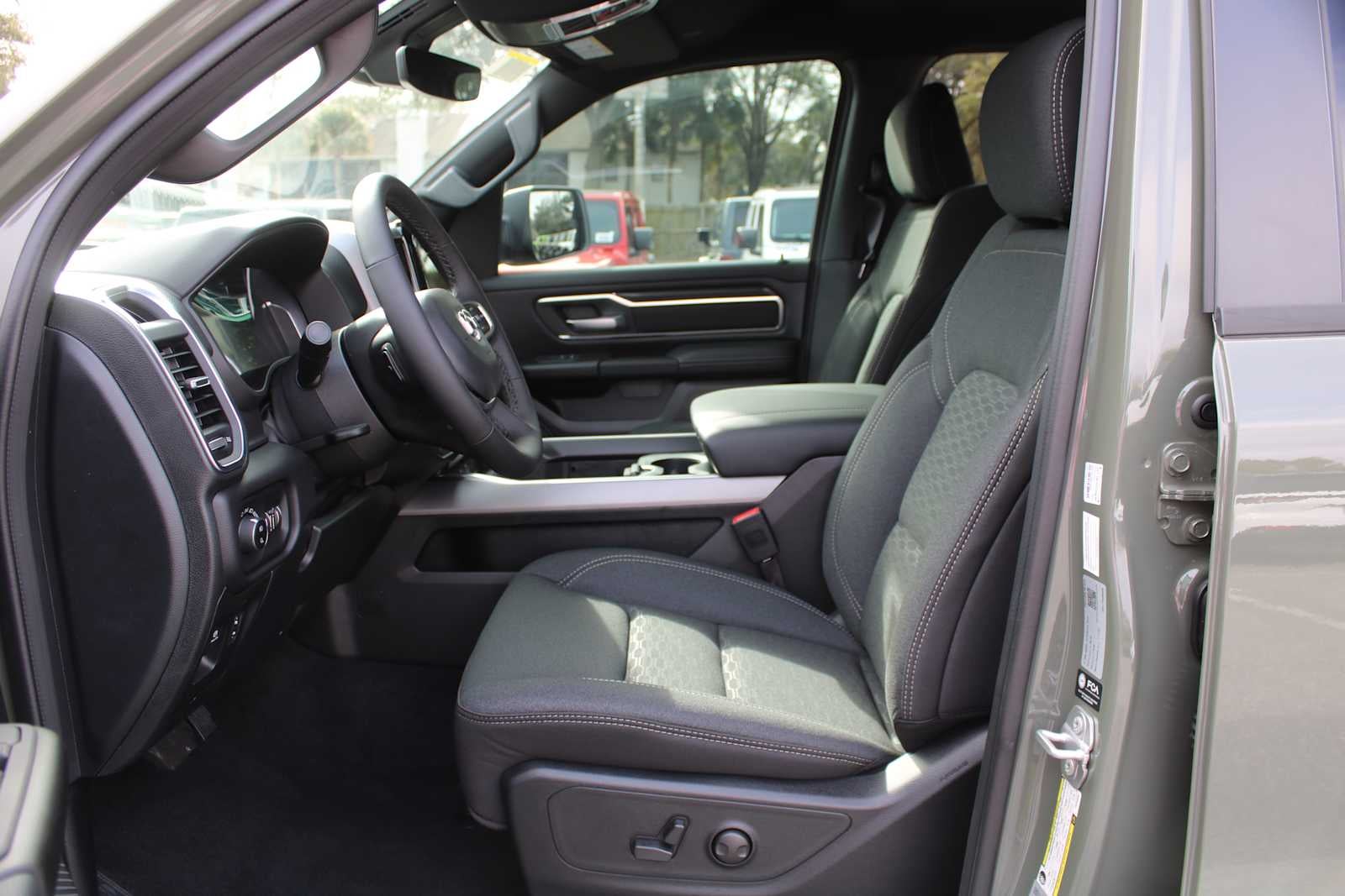 2026 RAM Ram 1500 RAM 1500 BIG HORN CREW CAB 4X2 5'7' BOX