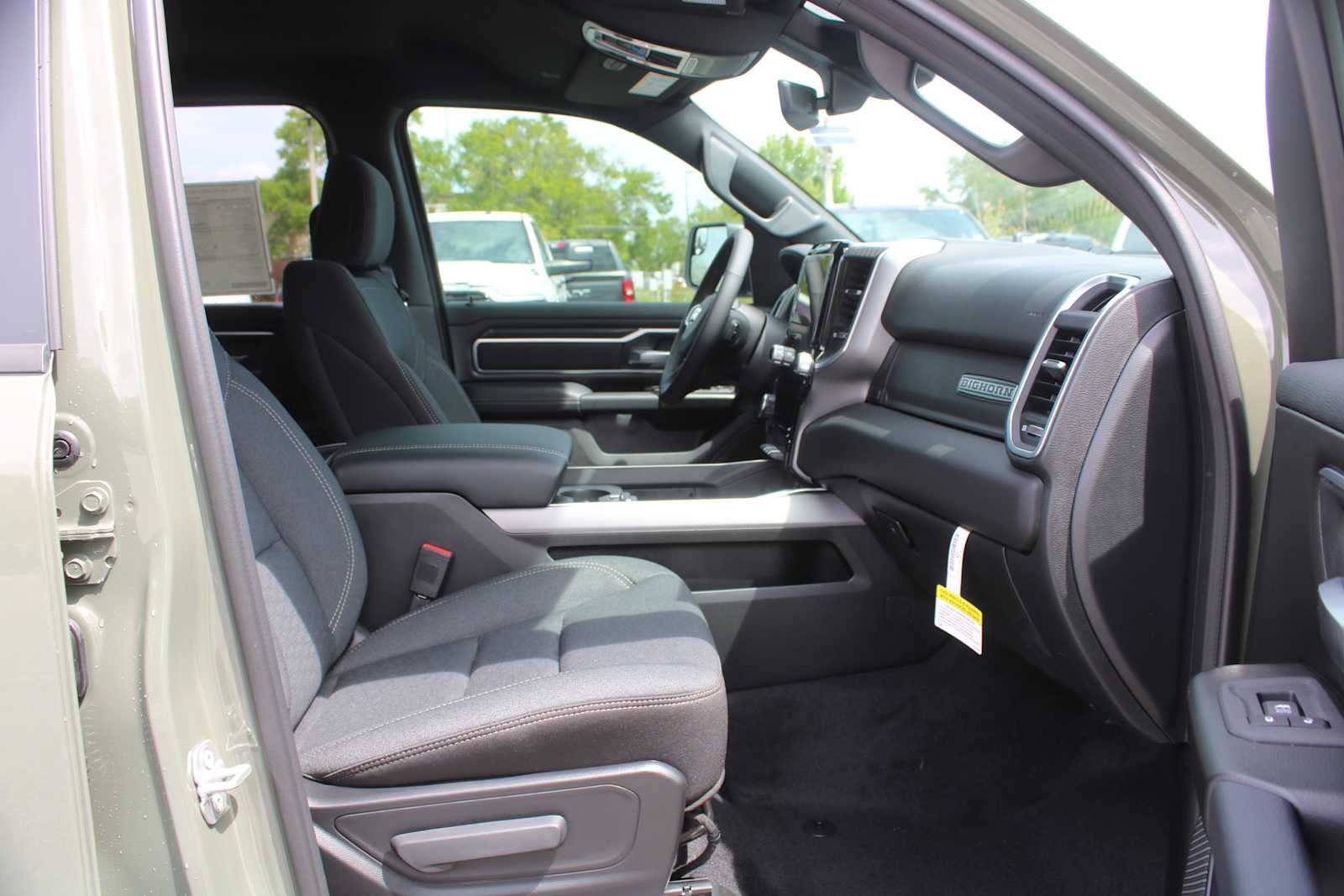 2026 RAM Ram 1500 RAM 1500 BIG HORN CREW CAB 4X2 5'7' BOX