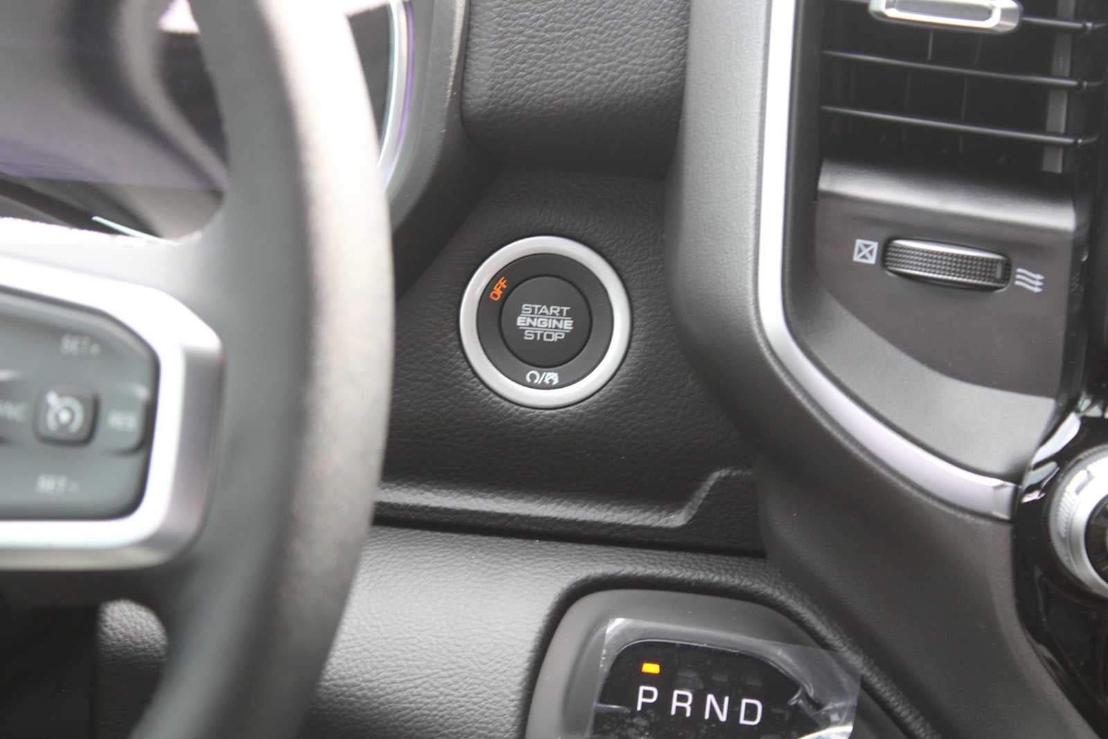 2026 RAM Ram 1500 RAM 1500 BIG HORN CREW CAB 4X2 5'7' BOX