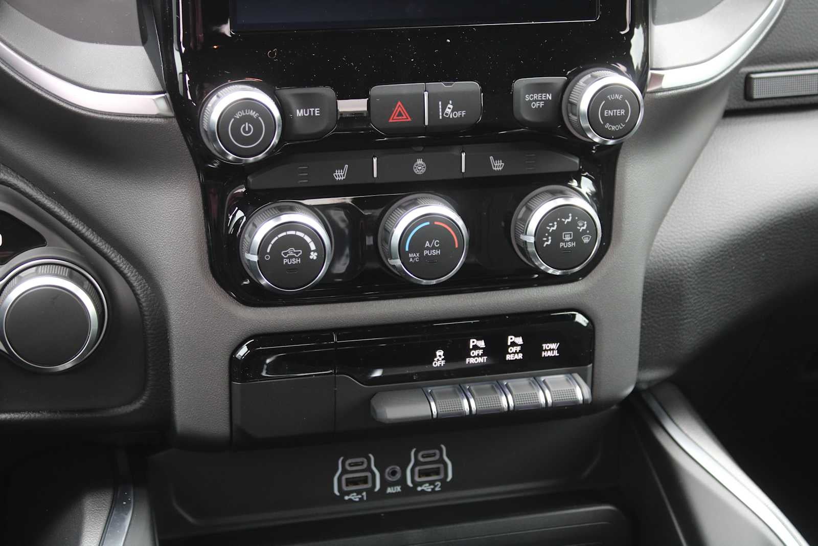 2026 RAM Ram 1500 RAM 1500 BIG HORN CREW CAB 4X2 5'7' BOX