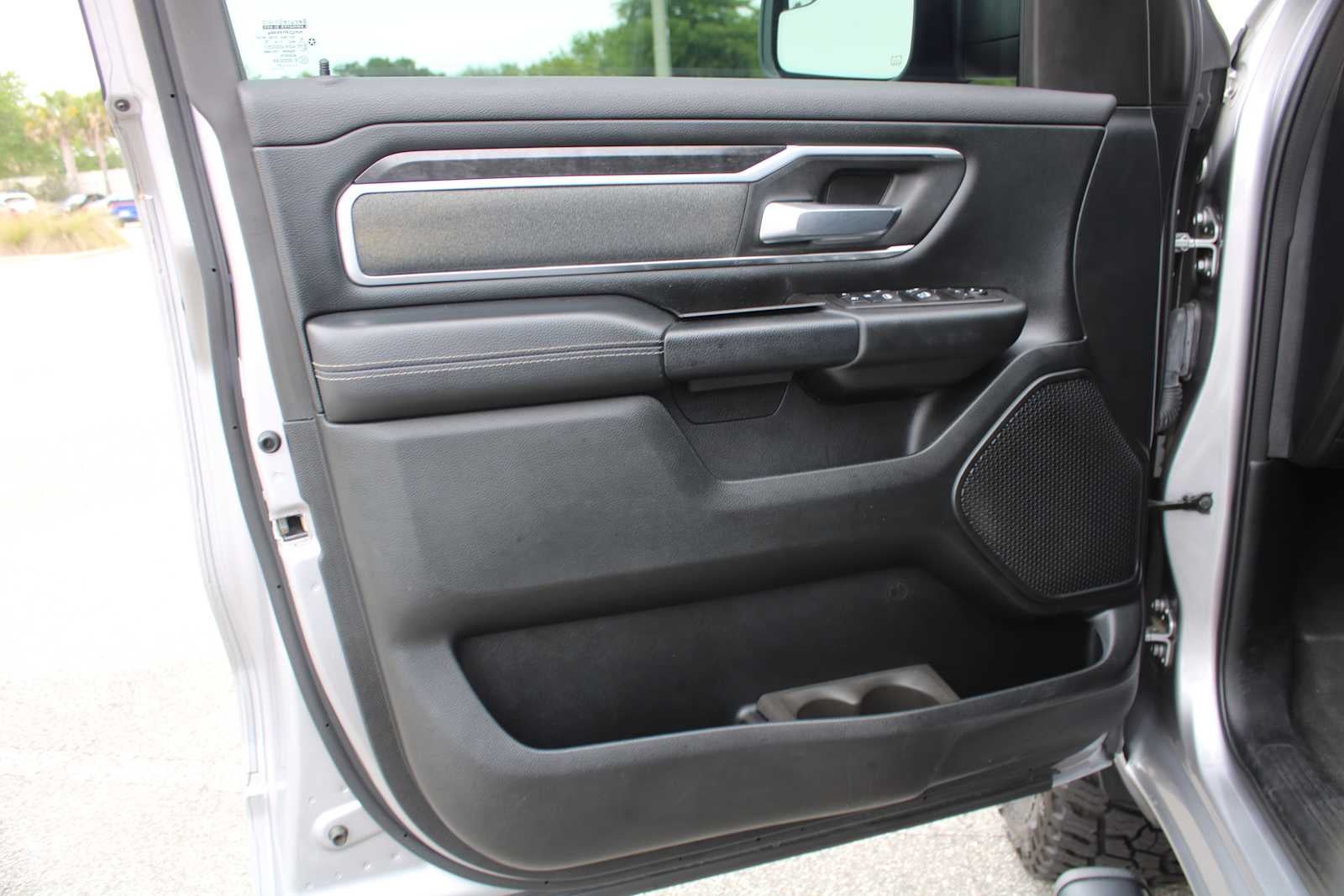 2021 RAM 1500 Big Horn Crew Cab 4x2 5'7' Box