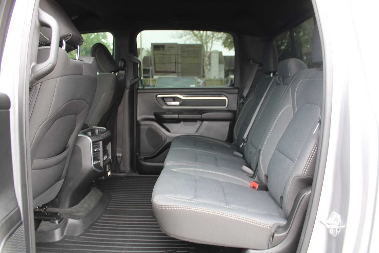 2021 RAM 1500 Big Horn Crew Cab 4x2 5'7' Box