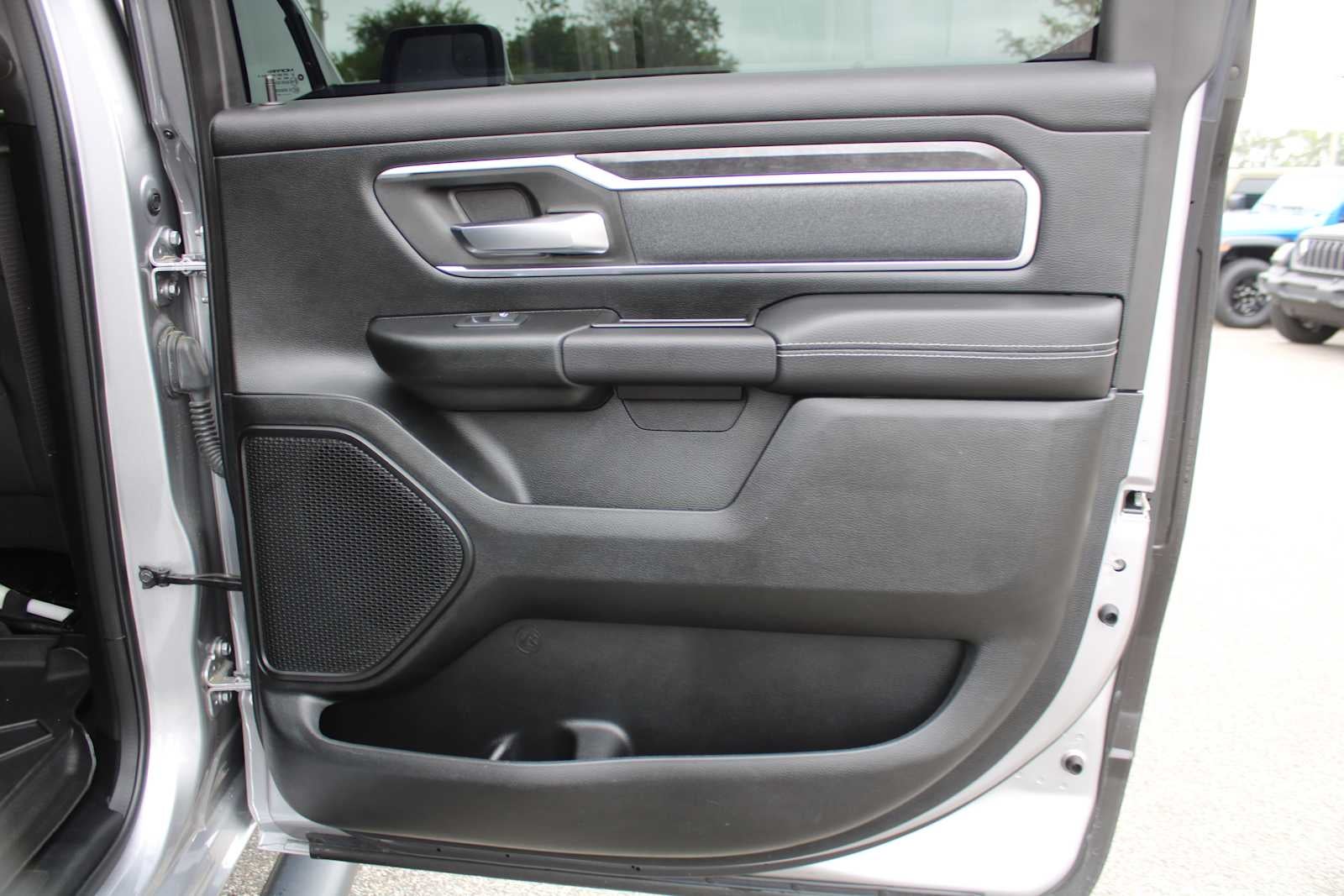 2021 RAM 1500 Big Horn Crew Cab 4x2 5'7' Box