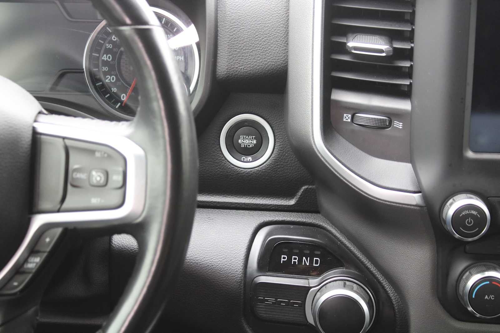 2021 RAM 1500 Big Horn Crew Cab 4x2 5'7' Box