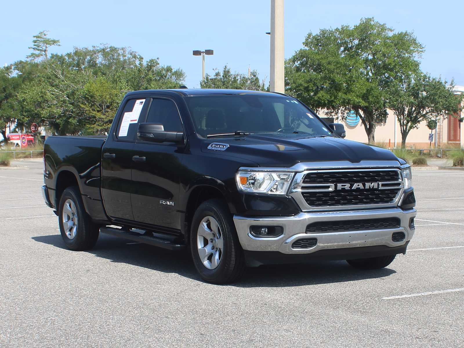 2023 RAM 1500 Big Horn/Lone Star 4x4 Quad Cab 6'4's photo