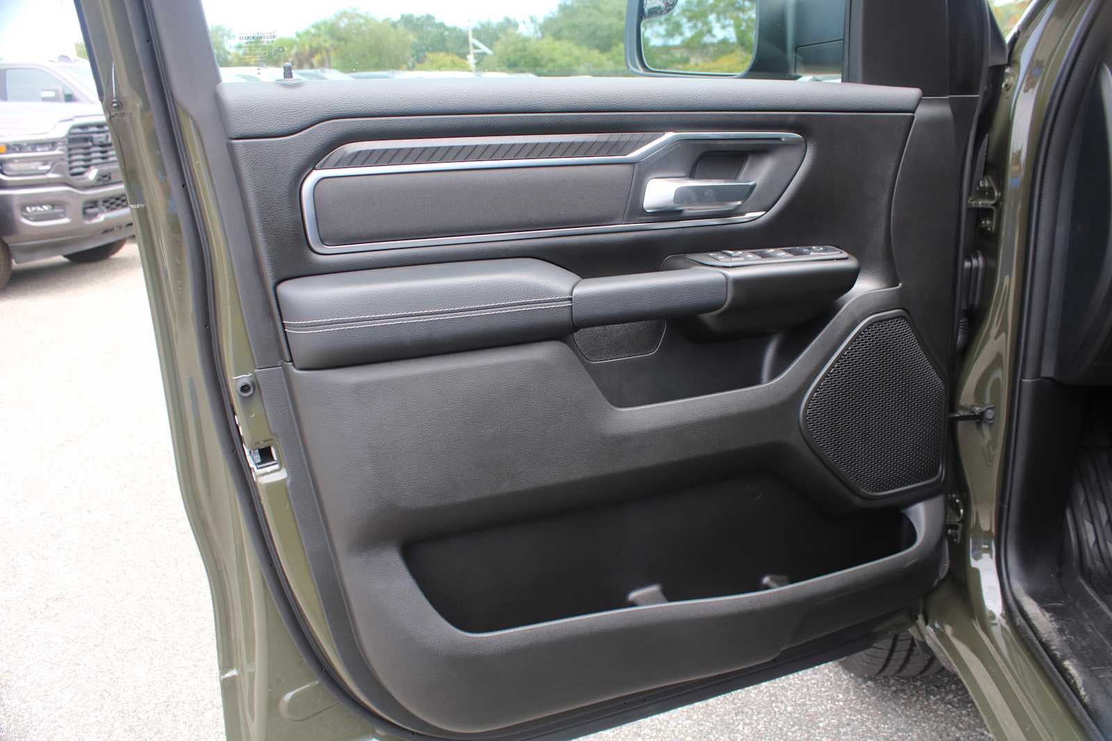 2027 RAM 1500 Big Horn