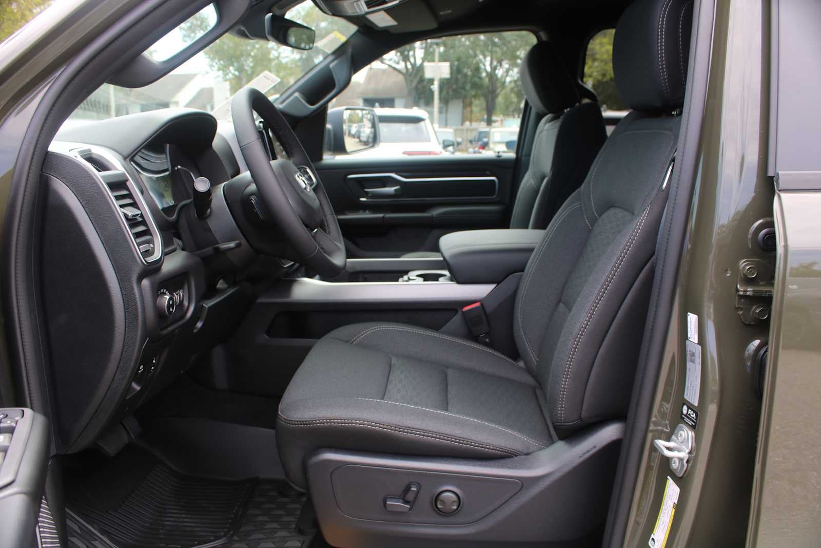 2027 RAM 1500 Big Horn