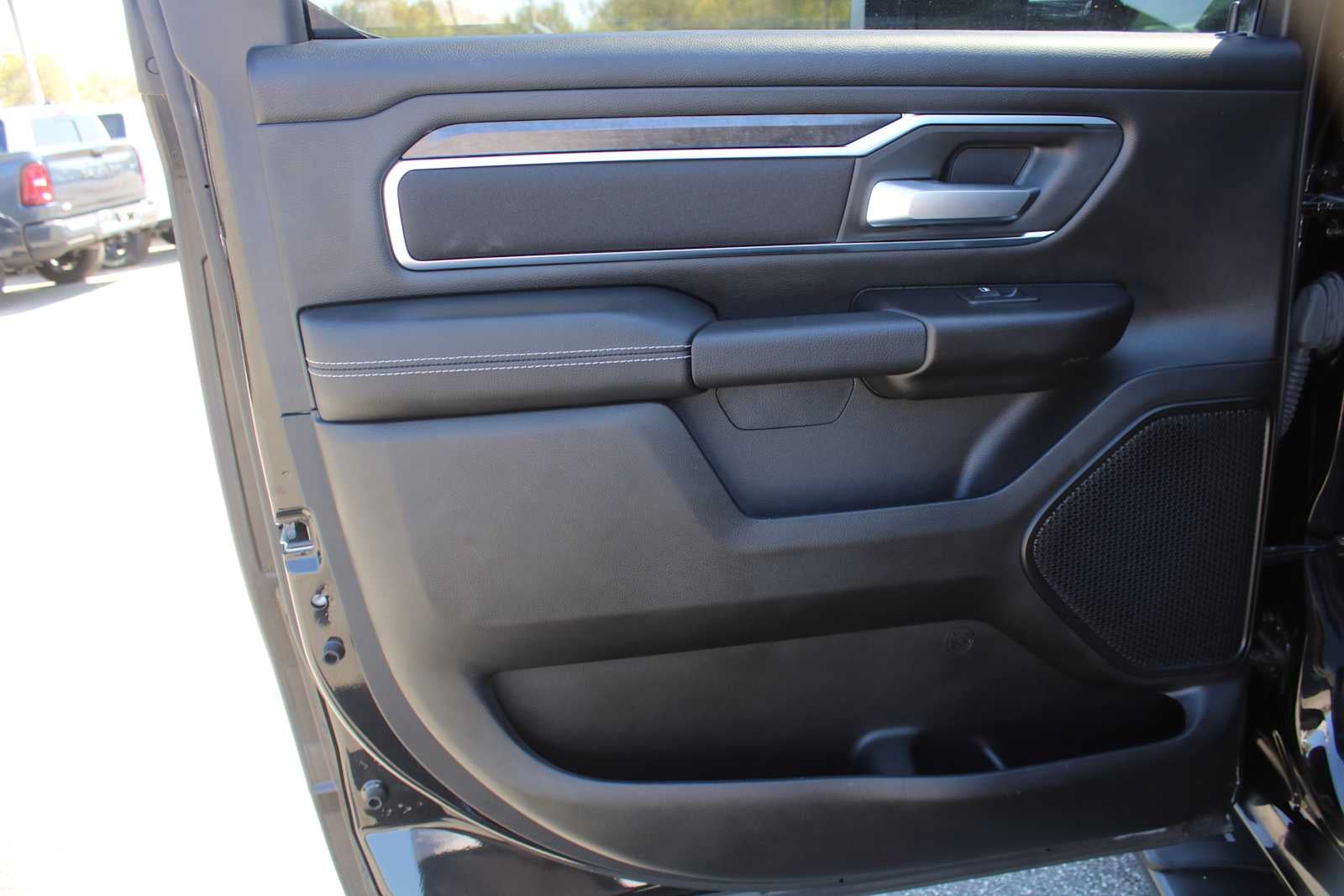 2024 RAM 1500 Big Horn Crew Cab 4x4 5'7' Box