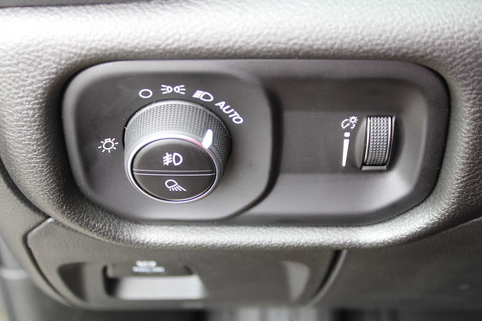 2027 RAM 1500 Warlock
