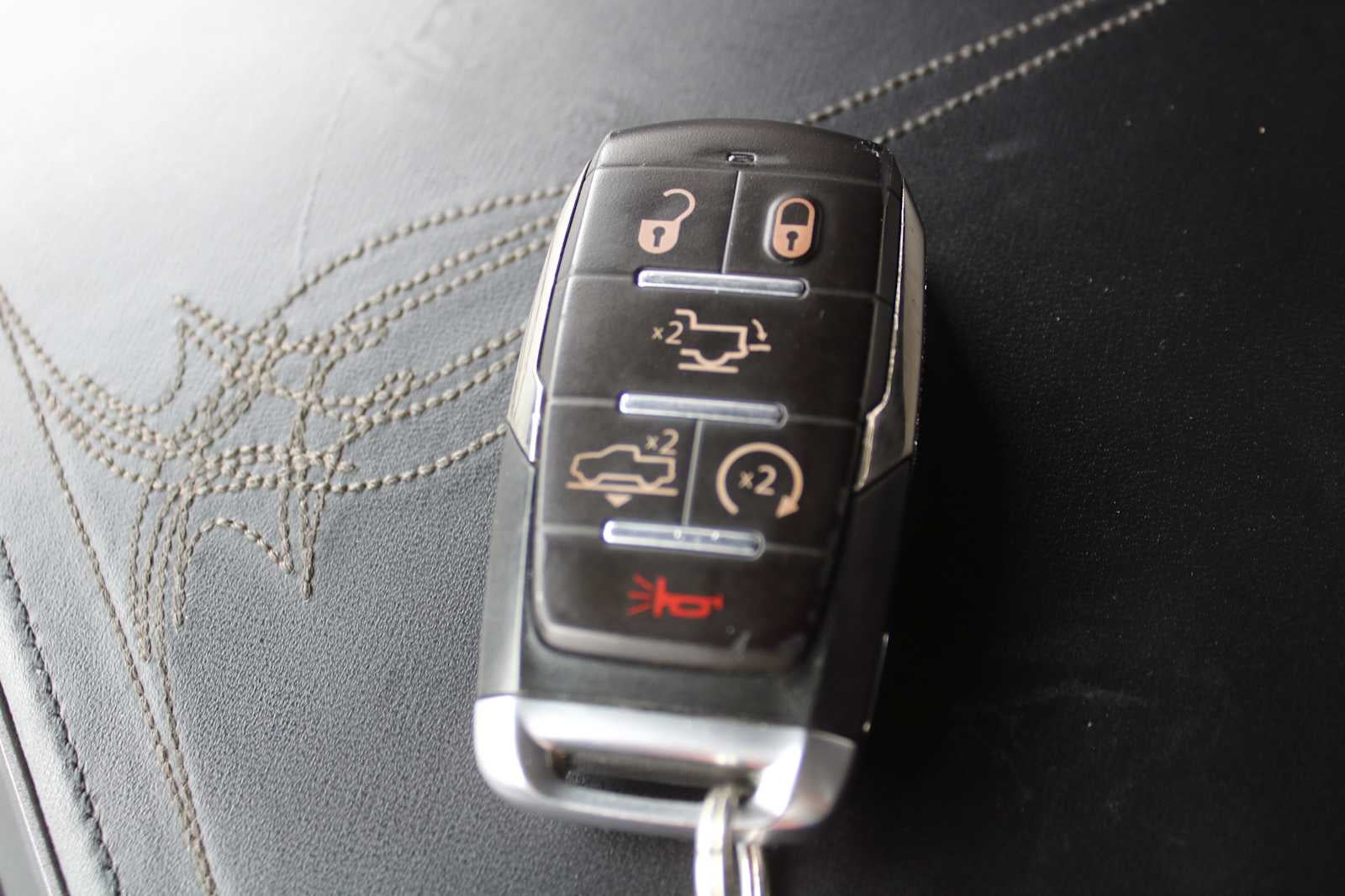 2022 RAM 1500 Limited Crew Cab 4x4 5'7' Box