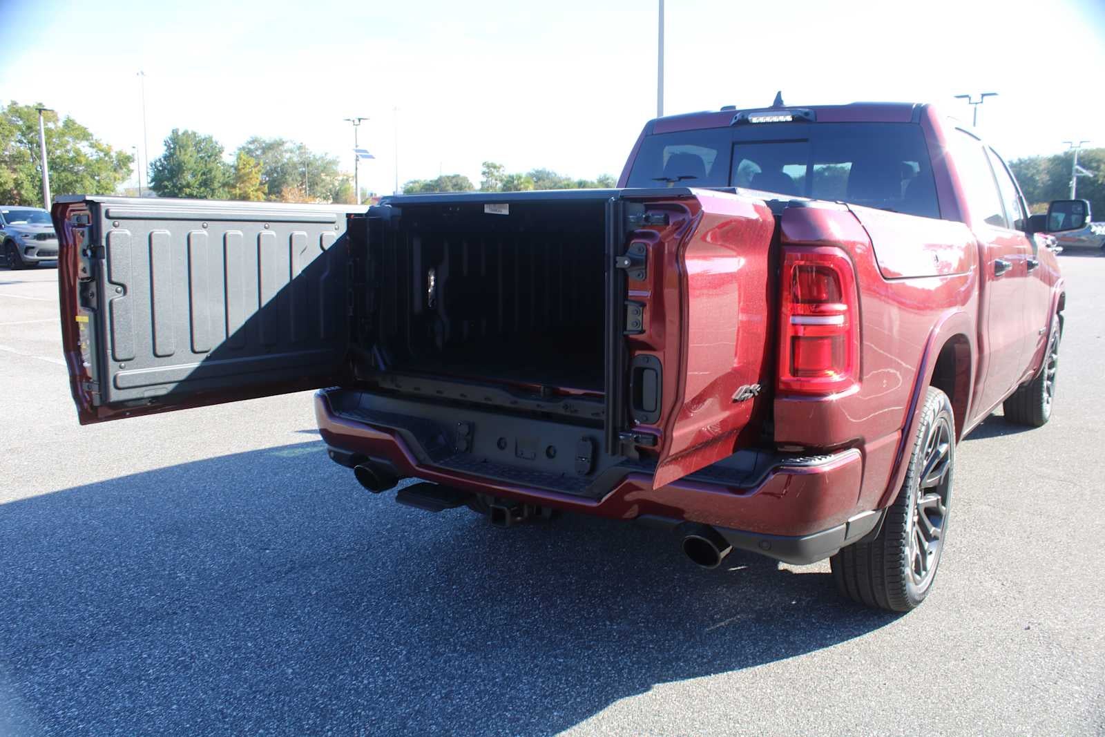 2026 RAM Ram 1500 RAM 1500 LIMITED CREW CAB 4X4 5'7' BOX