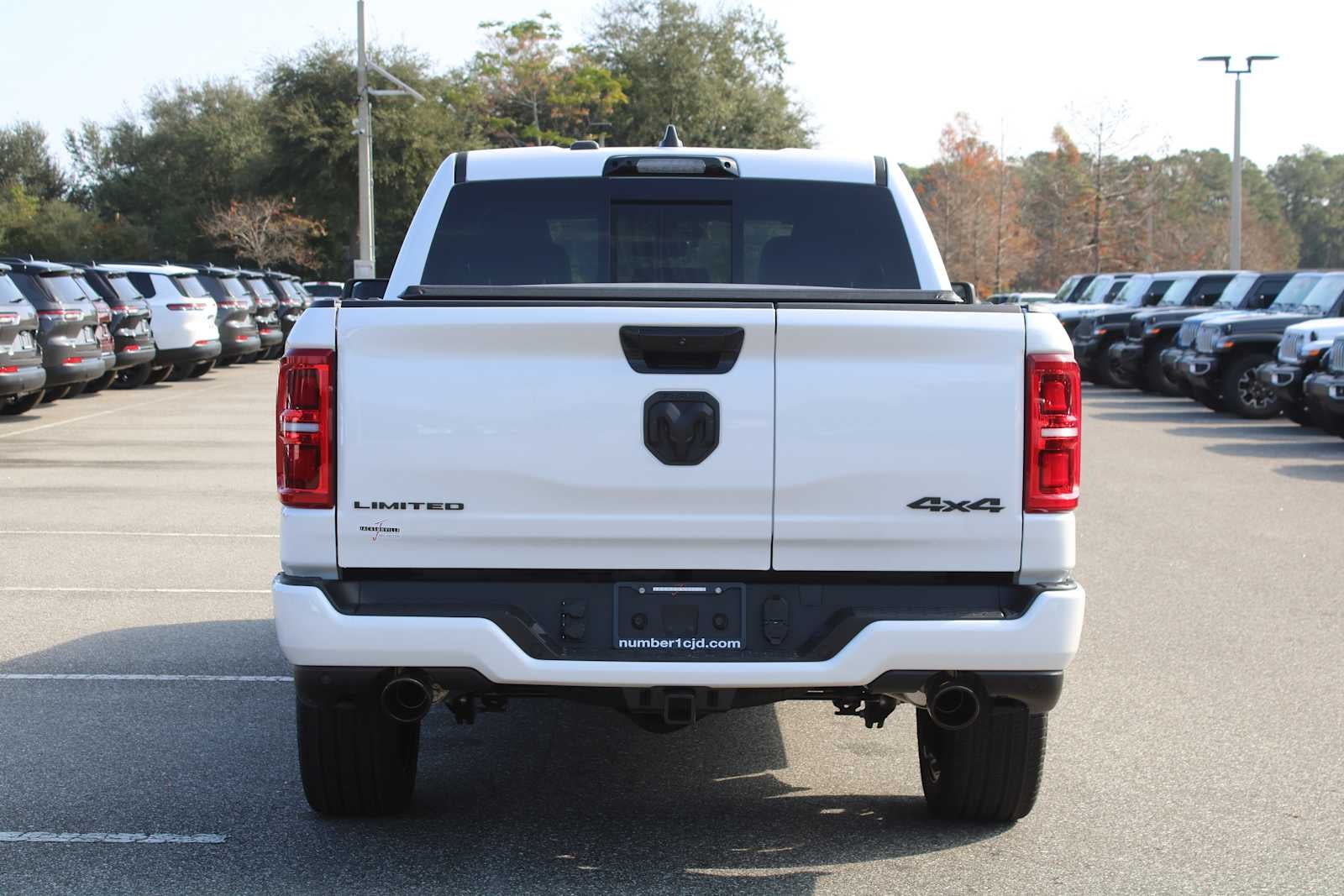 2026 RAM Ram 1500 RAM 1500 LIMITED CREW CAB 4X4 5'7' BOX