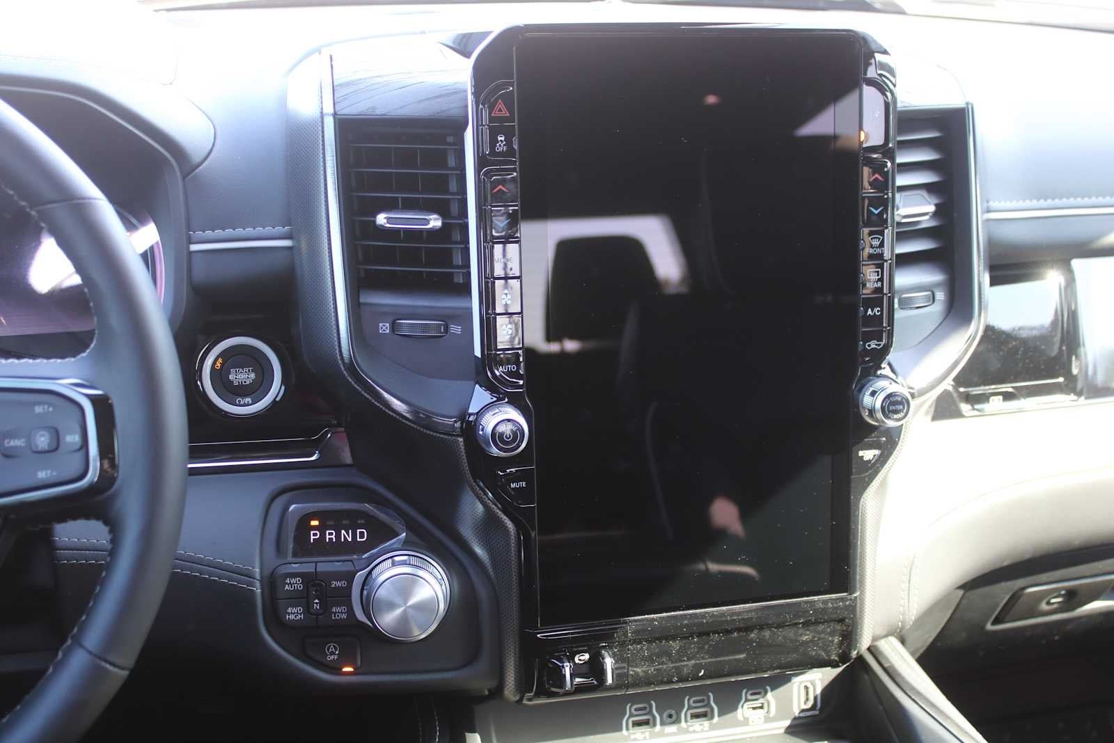 2026 RAM Ram 1500 RAM 1500 LIMITED CREW CAB 4X4 5'7' BOX