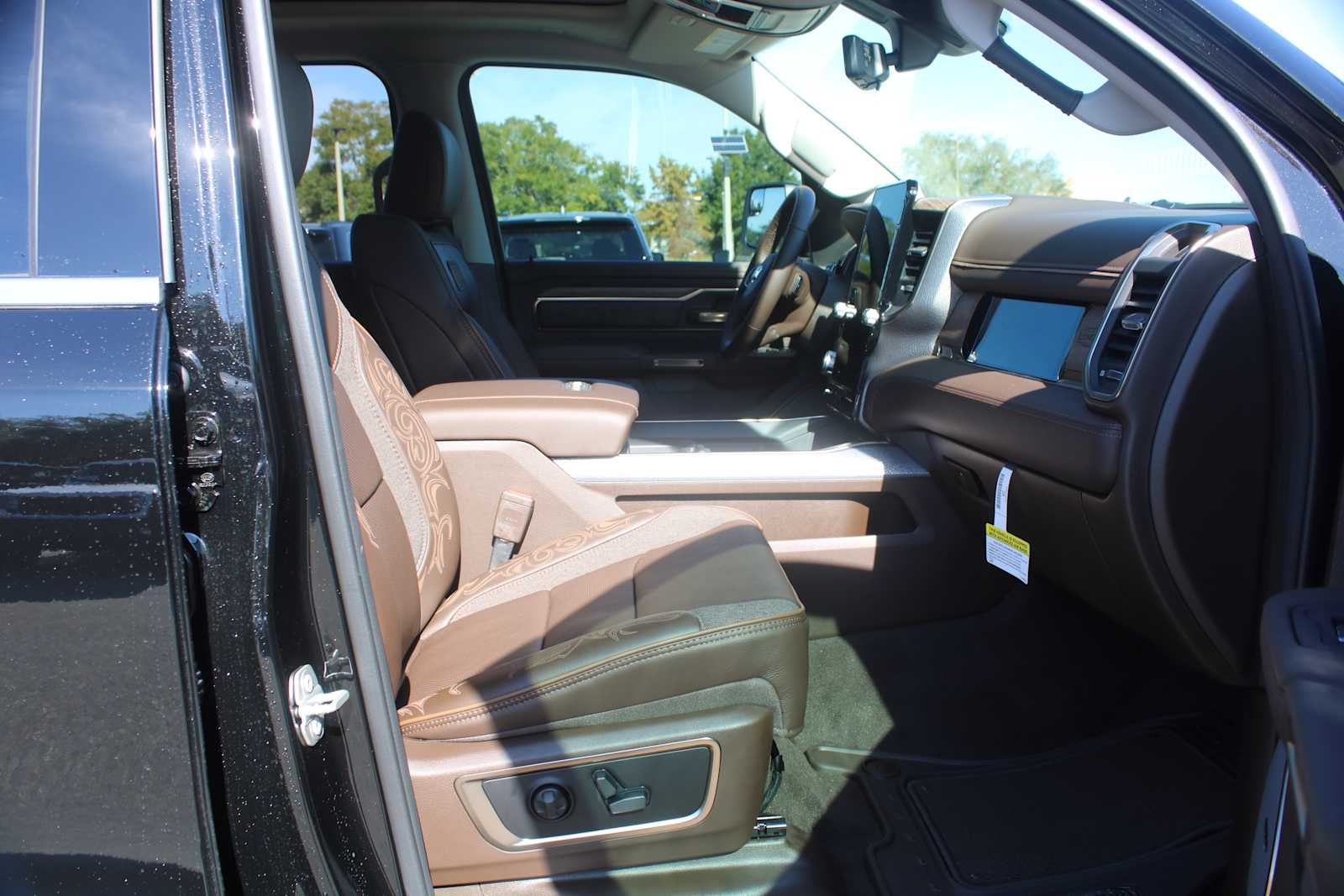 2026 RAM Ram 1500 RAM 1500 LIMITED LONGHORN CREW CAB 4X4 5'7' BOX