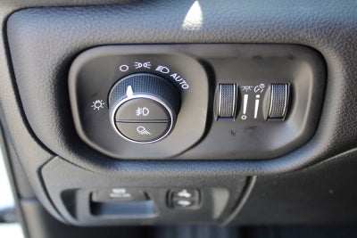 2025 RAM Ram 1500 RAM 1500 LARAMIE CREW CAB 4X4 5'7' BOX