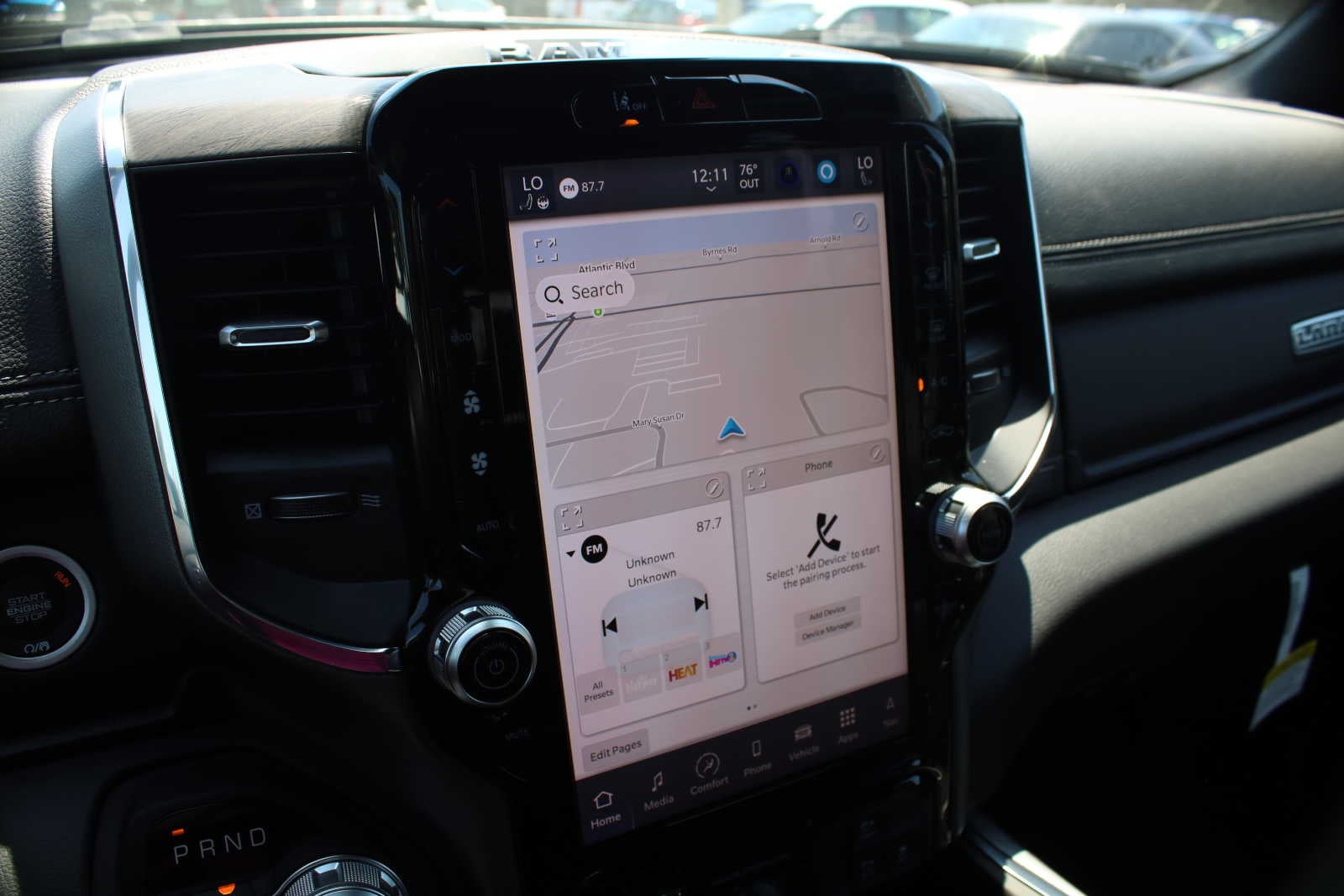 2025 RAM Ram 1500 RAM 1500 LARAMIE CREW CAB 4X4 5'7' BOX