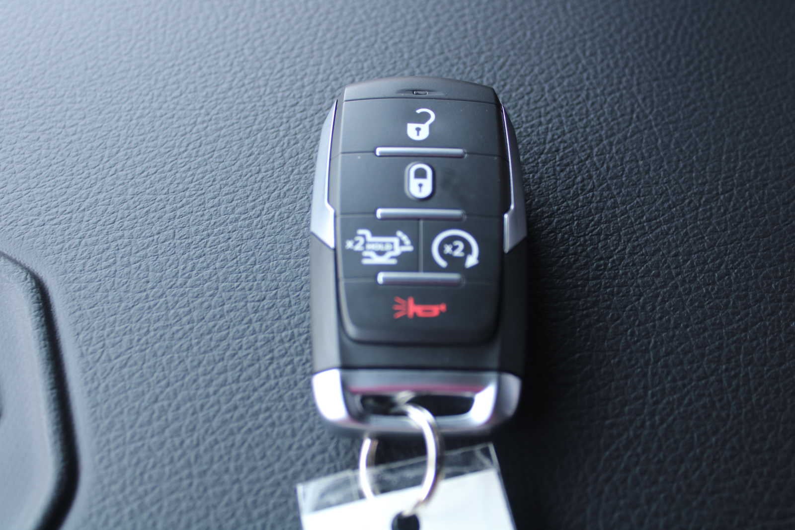 2025 RAM Ram 1500 RAM 1500 LARAMIE CREW CAB 4X4 5'7' BOX