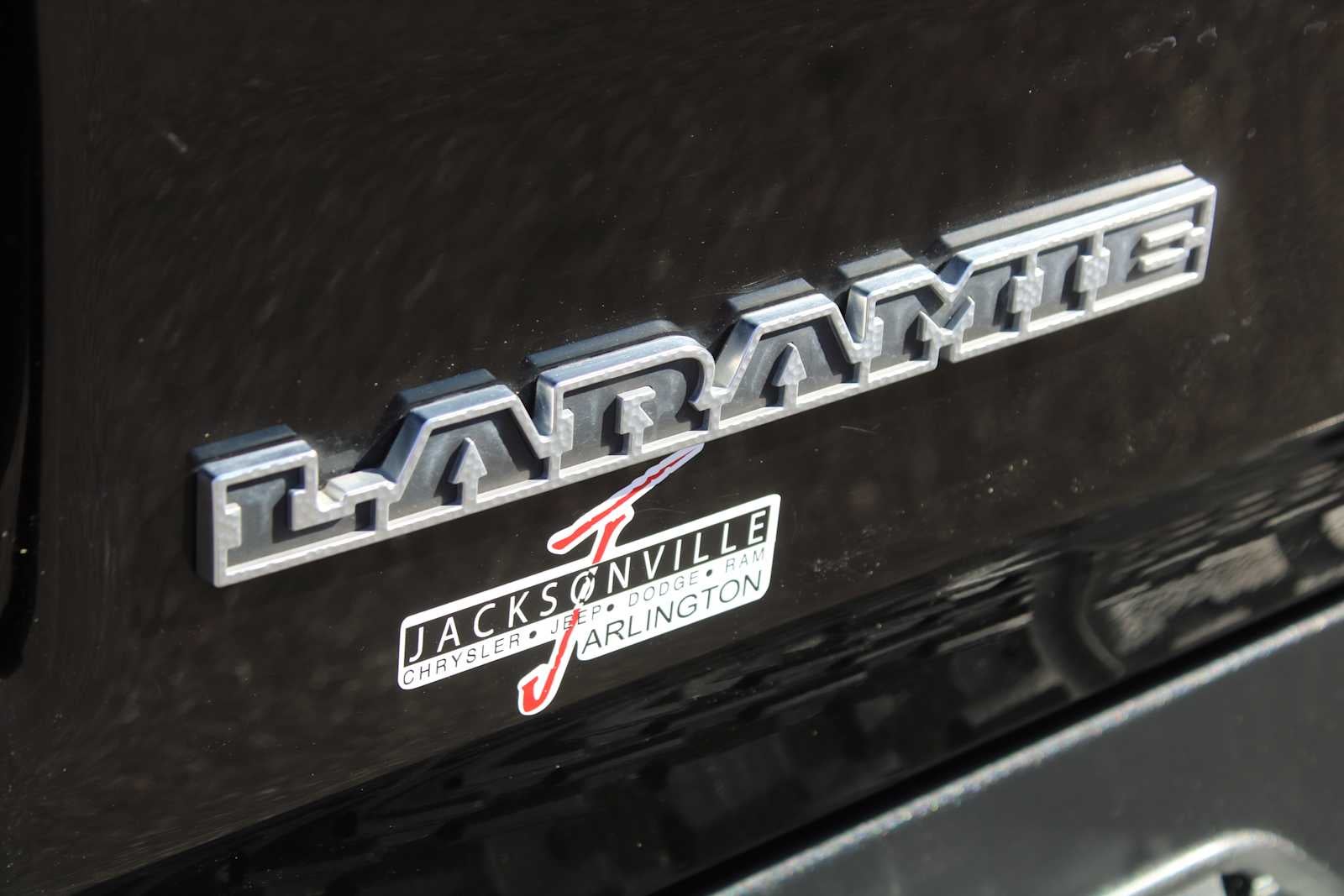 2025 RAM 1500 Laramie Crew Cab 4x4 5'7' Box