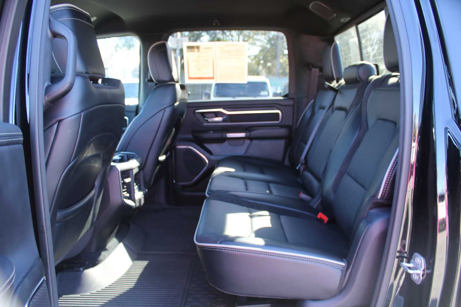 2025 RAM 1500 Laramie Crew Cab 4x4 5'7' Box