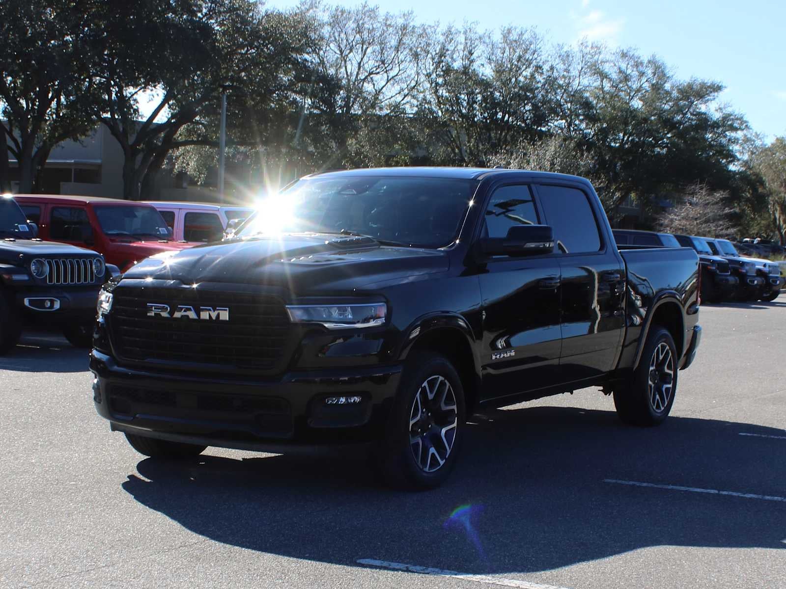 2025 RAM 1500 Laramie Crew Cab 4x4 5'7' Box