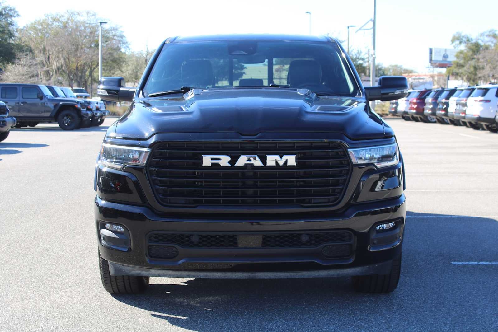 2025 RAM 1500 Laramie Crew Cab 4x4 5'7' Box