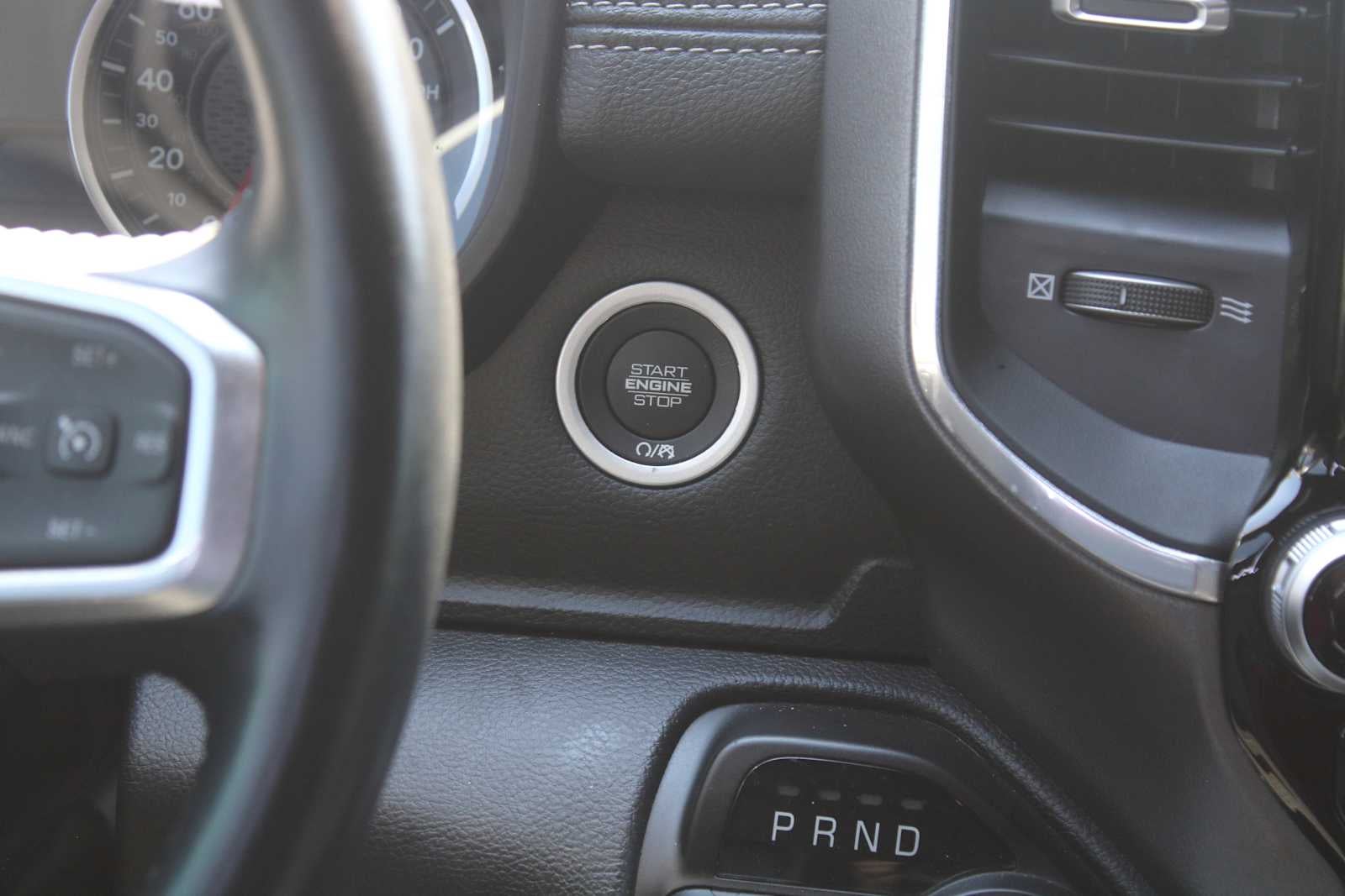 2023 RAM 1500 Laramie Crew Cab 4x4 5'7' Box