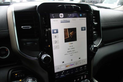 2022 RAM 1500 Laramie Crew Cab 4x4 5'7' Box