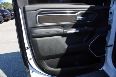 2022 RAM 1500 Laramie Crew Cab 4x4 5'7' Box