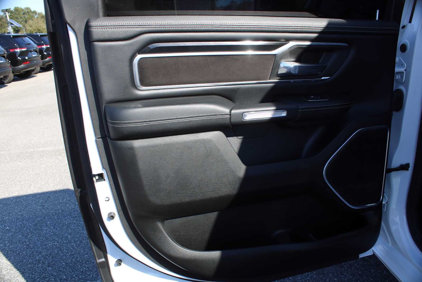 2022 RAM 1500 Laramie Crew Cab 4x4 5'7' Box