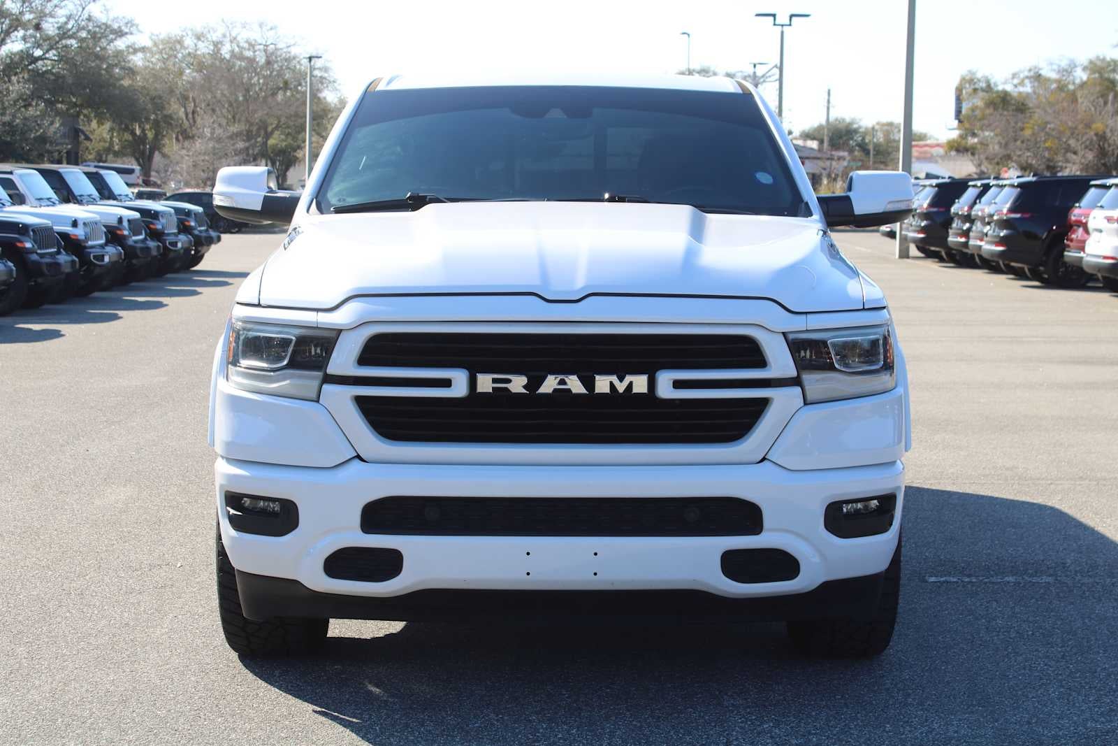 2022 RAM 1500 Laramie Crew Cab 4x4 5'7' Box