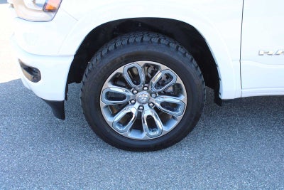 2022 RAM 1500 Laramie Crew Cab 4x4 5'7' Box