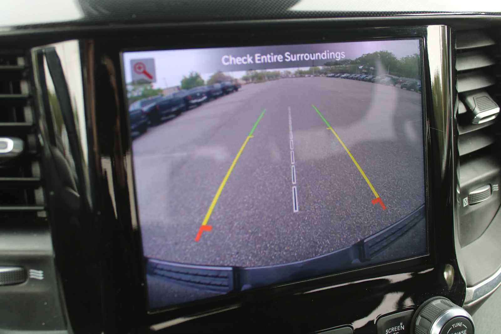 2022 RAM 1500 Laramie Crew Cab 4x4 6'4' Box