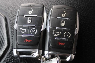 2022 RAM 1500 Laramie Crew Cab 4x4 6'4' Box