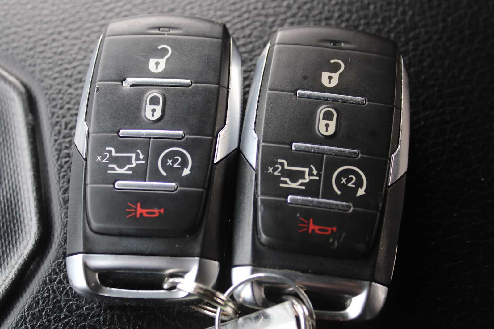 2022 RAM 1500 Laramie Crew Cab 4x4 6'4' Box