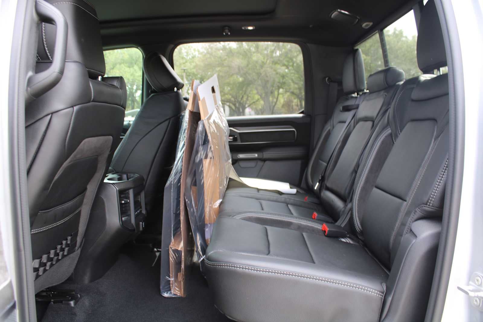 2026 RAM Ram 1500 RAM 1500 RHO CREW CAB 4X4 5'7' BOX