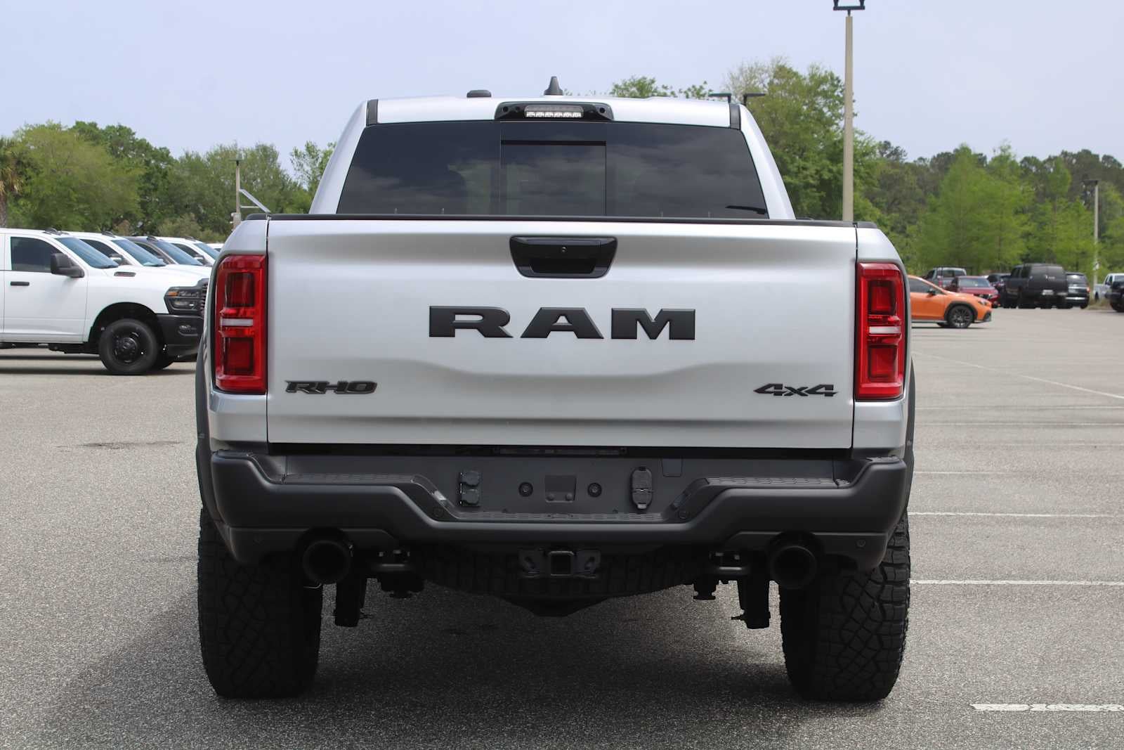 2026 RAM Ram 1500 RAM 1500 RHO CREW CAB 4X4 5'7' BOX