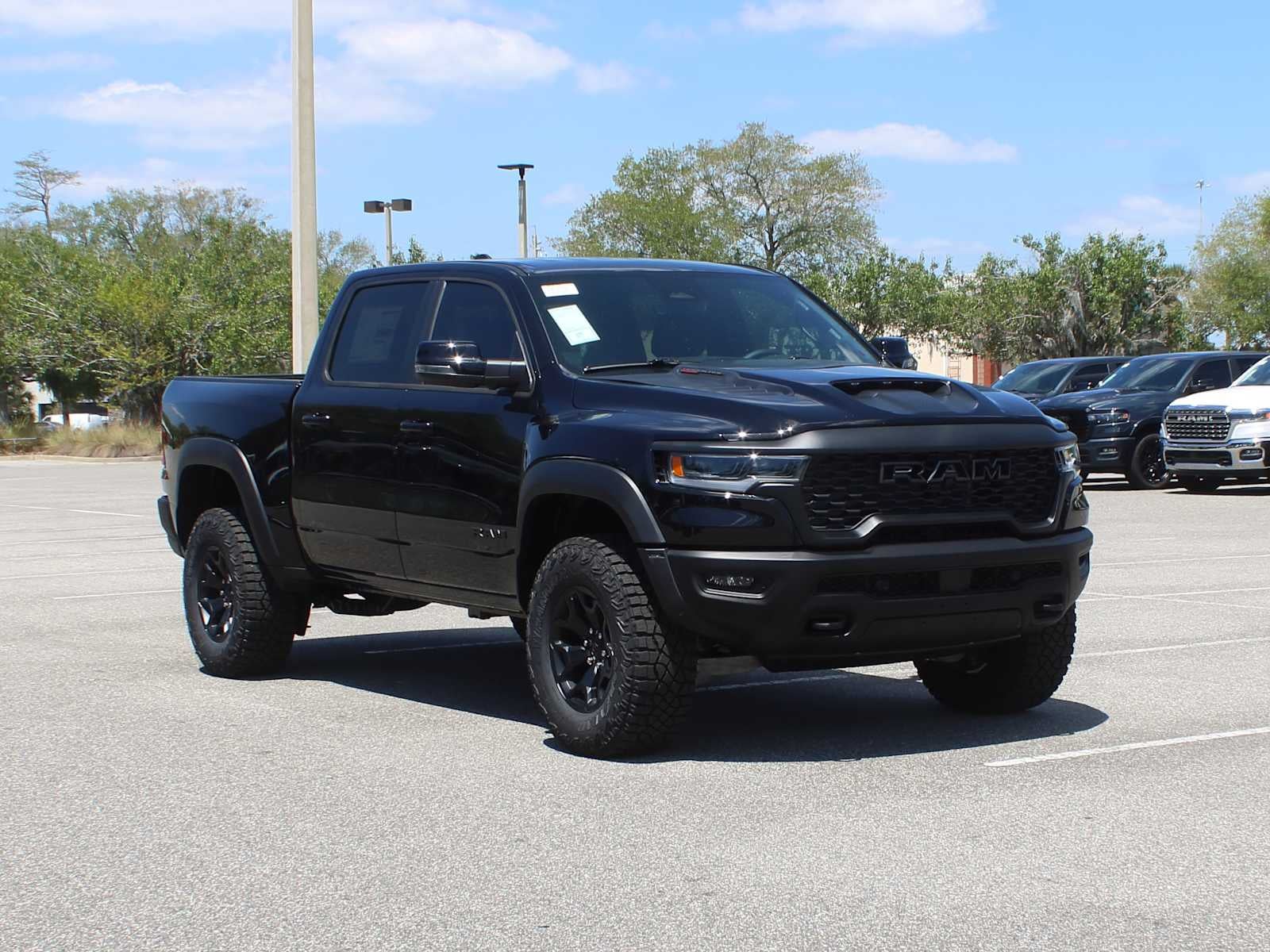 2026 RAM Ram 1500 RAM 1500 RHO CREW CAB 4X4 5'7' BOX